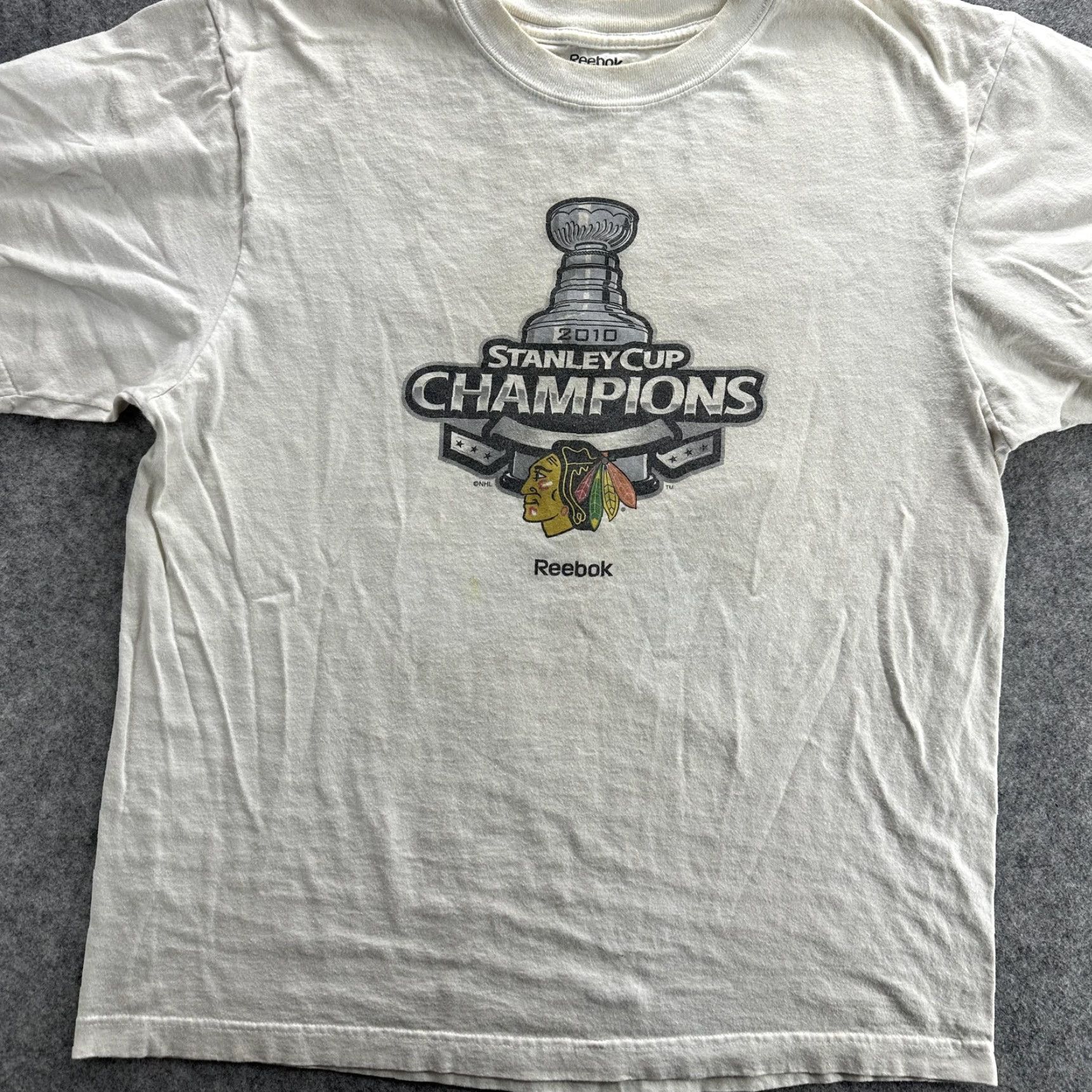 Reebok Chicago Blackhawks Shirt Mens Large White 2010 Stanley Cup Champions Reebok NHL Size US L / EU 52-54 / 3 - 3 Thumbnail