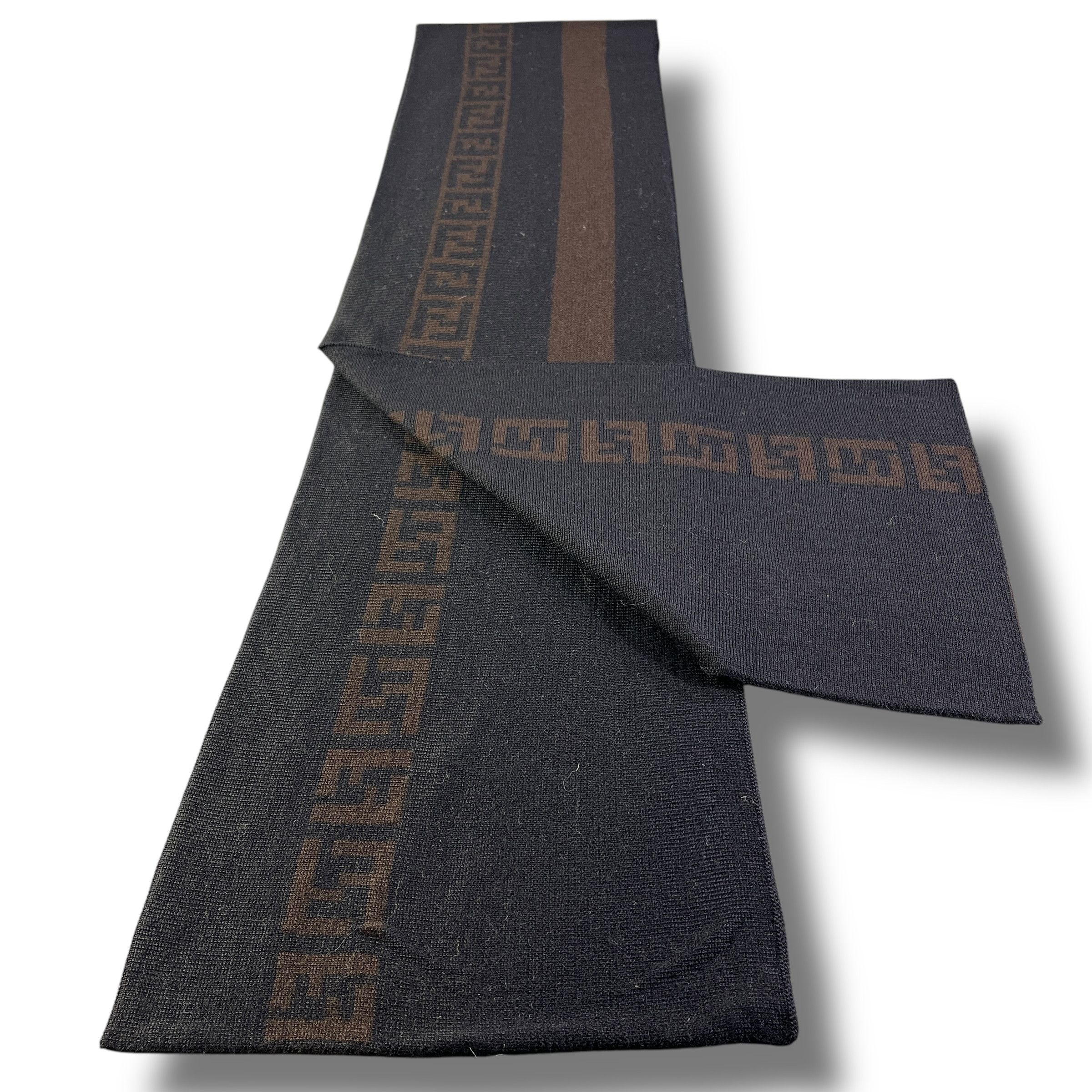 Fendi Fendi Scarf / Muffler / Neckwear T1084 Size ONE SIZE - 4 Thumbnail