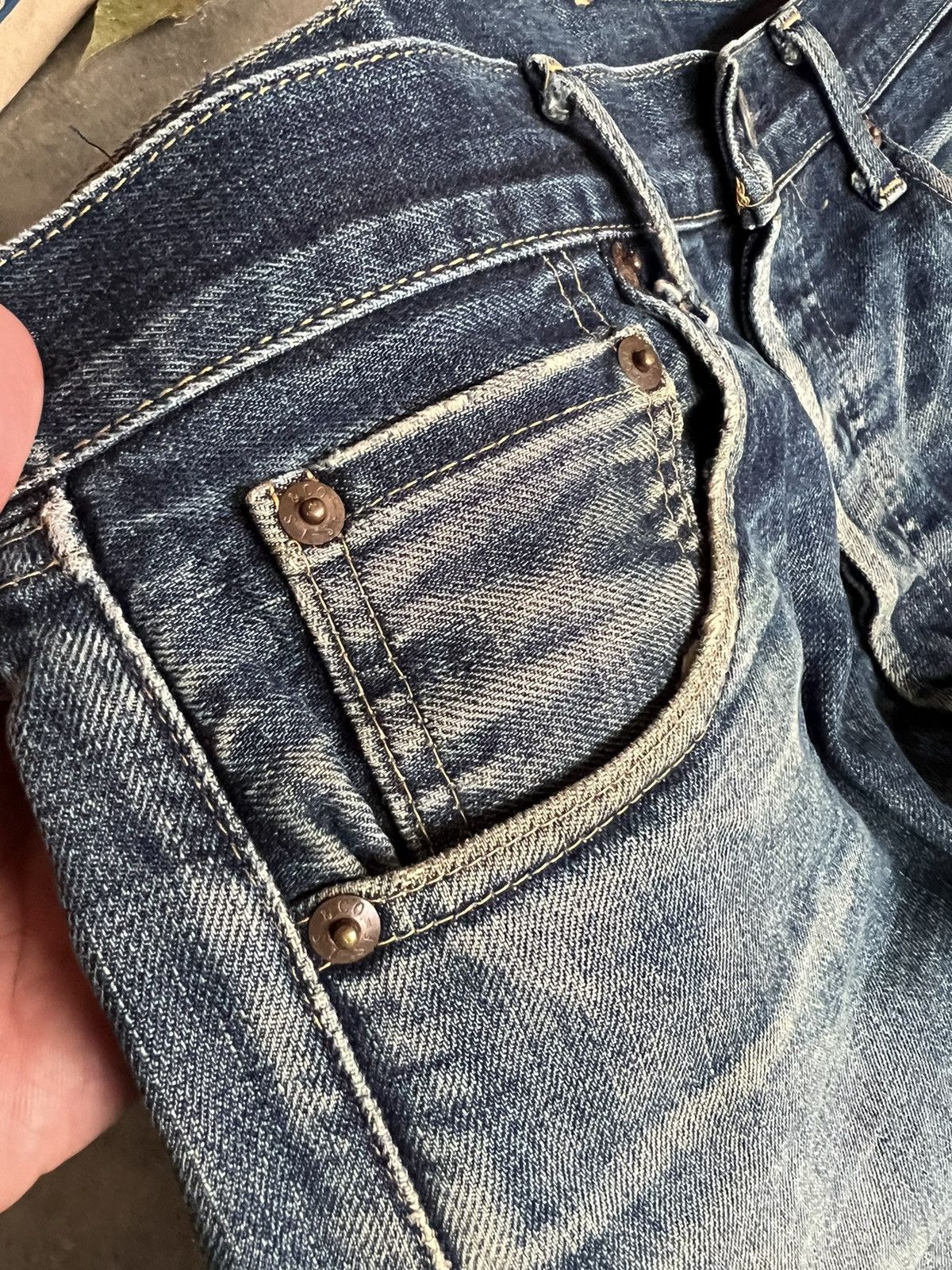 Levi's × Levi's Vintage Clothing VINTAGE LEVIS 702 BIG E SELVEDGE DISTRESSED JEANS Size US 32 / EU 48 - 8 Thumbnail