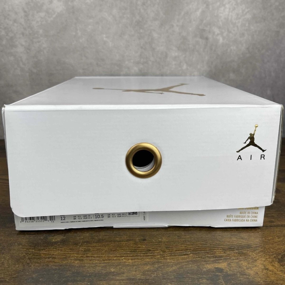 Jordan Brand Air Jordan 6 Retro Gold Hoops Size 12 W / 10.5M DH9696-100 Size US 12 / IT 42 - 11 Thumbnail