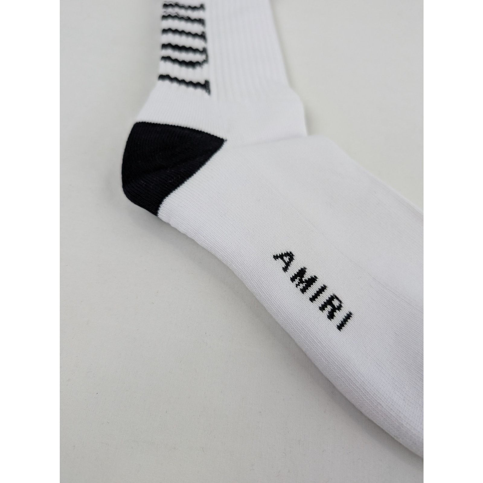 Amiri o1rshd1 Q:2 / Size: 43-44 / Amiri Vertical Logo Socks Size ONE SIZE - 7 Thumbnail