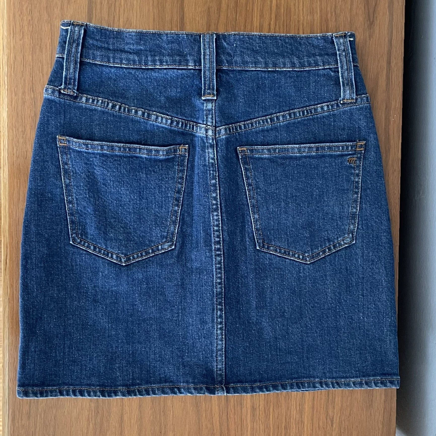 Madewell Madewell Denim Mini Skirt Arroyo Wash Button-Front 25 Women Casual 98% Cotton Elastane Stretch Button Front Size 42" / US 20 - 5 Thumbnail