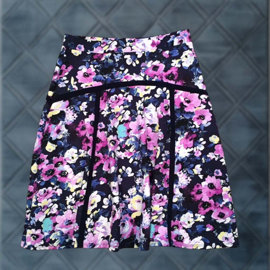 Vintage NY Collection Skirt Women S Knee Length Purple Floral Pull On A-Line Elastic Waist Unlined Polyester Spandex Casual Size 28" / US 6 / IT 42 - 1 Thumbnail