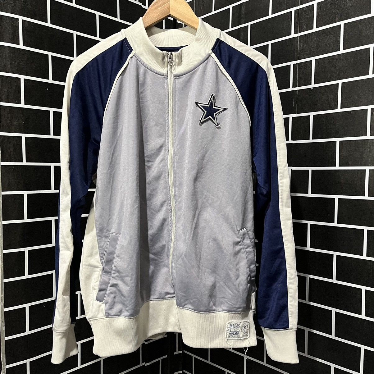 Vintage DALLAS COWBOYS VARSITY JACKET Size US L / EU 52-54 / 3 - 1 Thumbnail