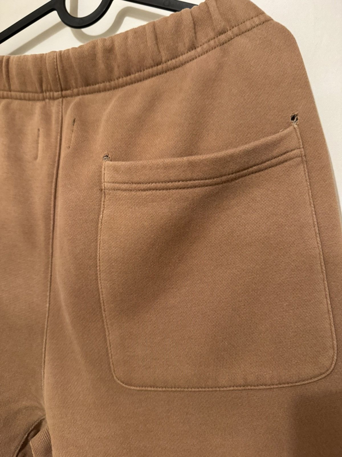 Fear of God OG Fear of God Essentials Sweatpants Tan SZ Medium🔥 Size US 32 / EU 48 - 8 Thumbnail