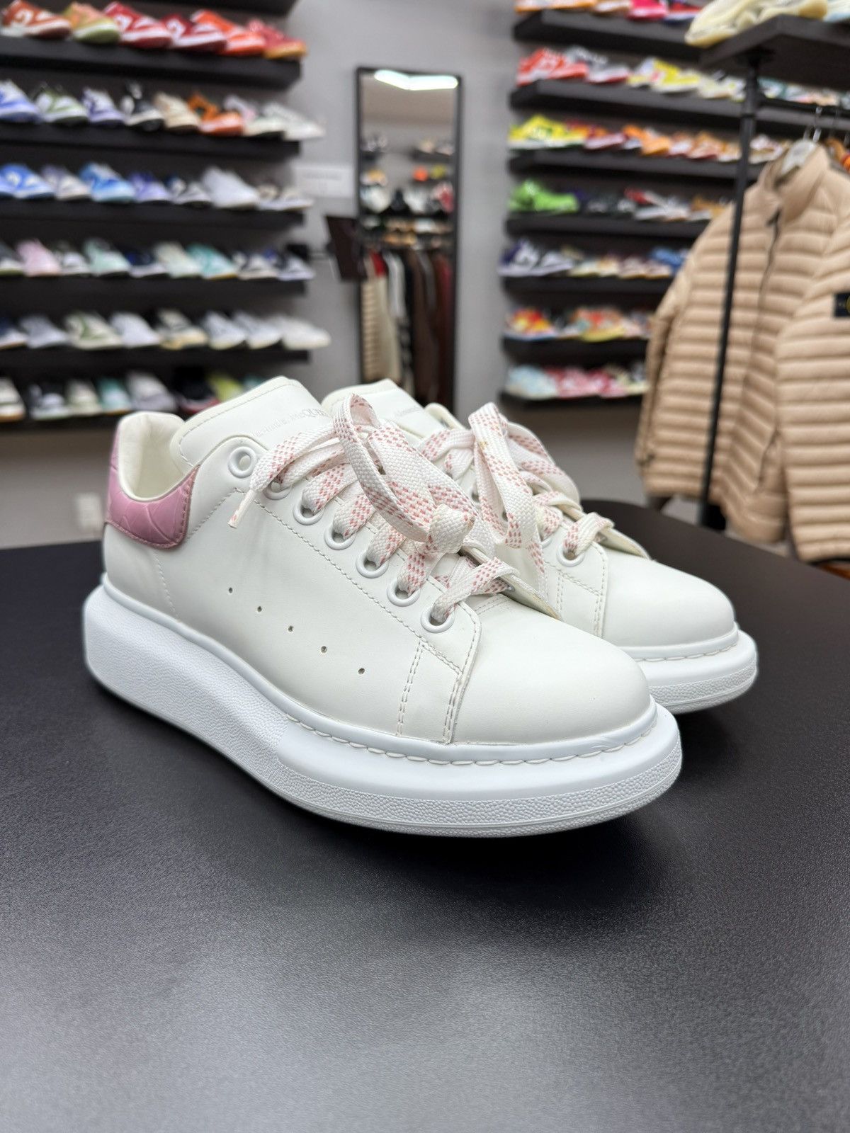 Alexander McQueen MCQUEEN Oversized Womens White Pink Sneakers Size 39.5 / 9.5 Size US 9 / IT 39 - 4 Thumbnail