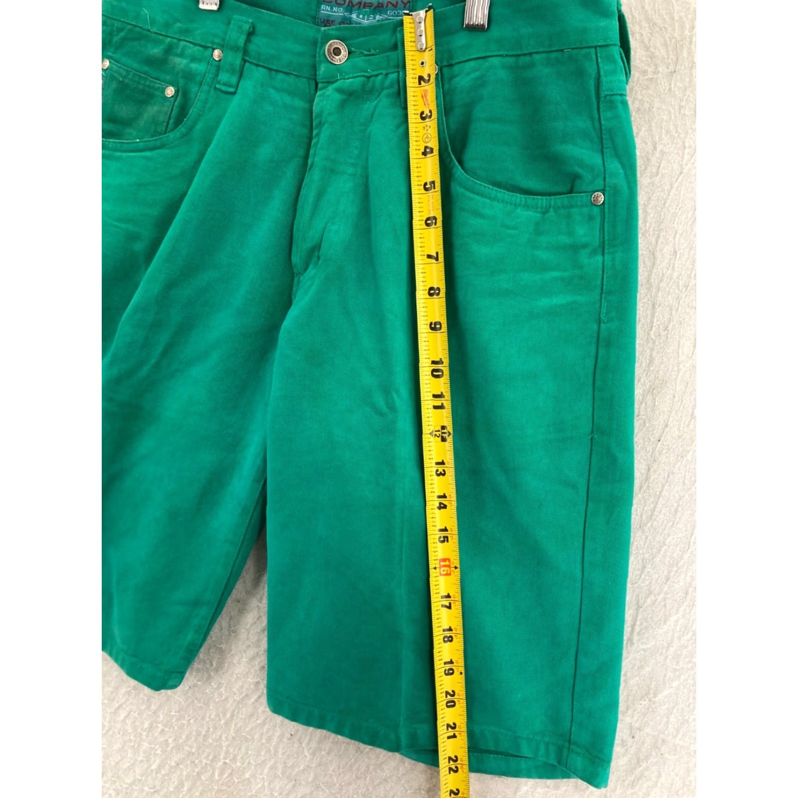 Vintage VINTAGE Union Bay Shorts Mens 32x10 Green baggy Fit Y2K Size US 32 / EU 48 - 3 Thumbnail
