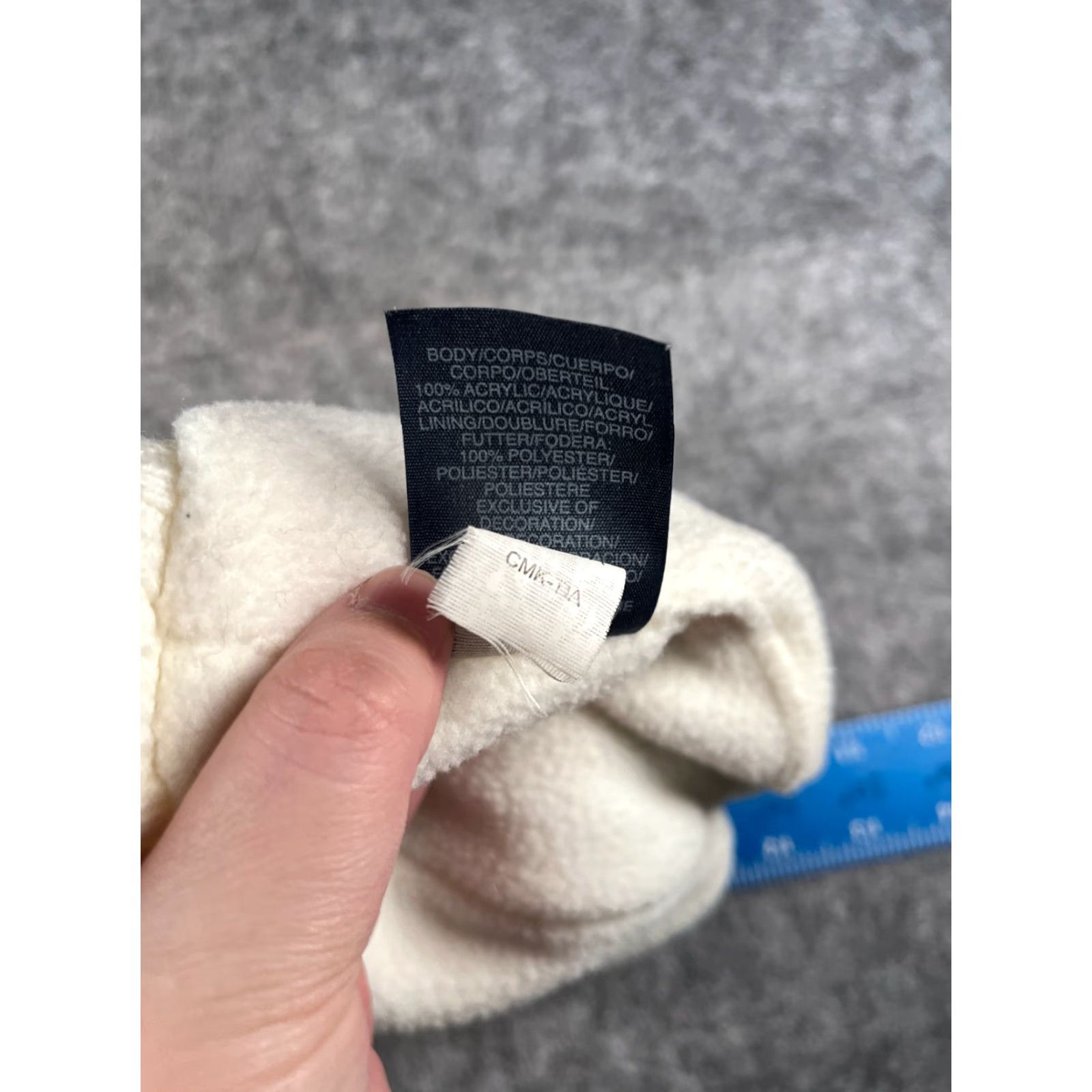Tommy Hilfiger Tommy Hilfiger Beanie Hat One Size White Stripe Knit Acrylic Poly Lined Women Beanie Adjustable Lined Logo Winter Outdoor Ski Mens Womens Size ONE SIZE - 8 Thumbnail
