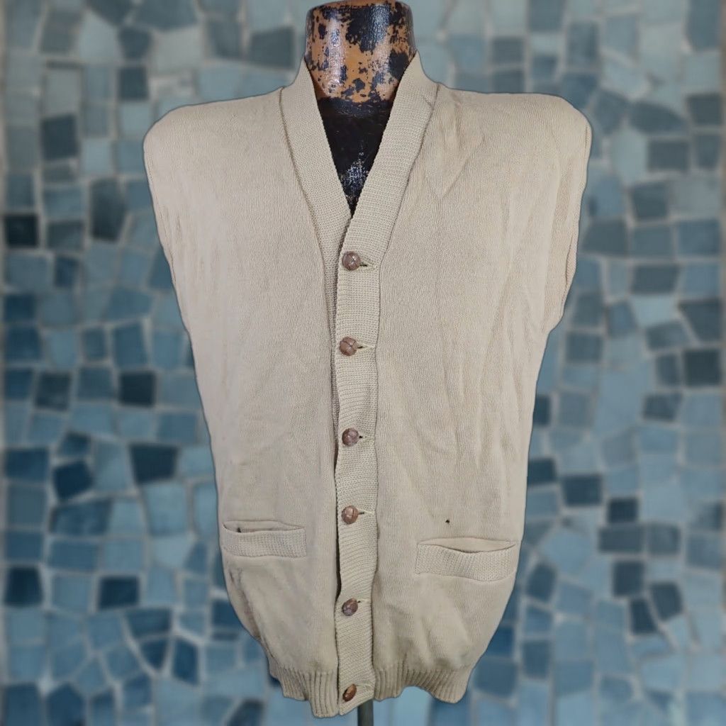 Vintage VINTAGE Richman Brothers Zephyr Cardigan Wool Rockabilly Vest Mens M Brown 1960s Richman Brothers Wool Zephyr Rockabilly Cardigan Vest M Brown Mens Size US M / EU 48-50 / 2 - 1 Thumbnail