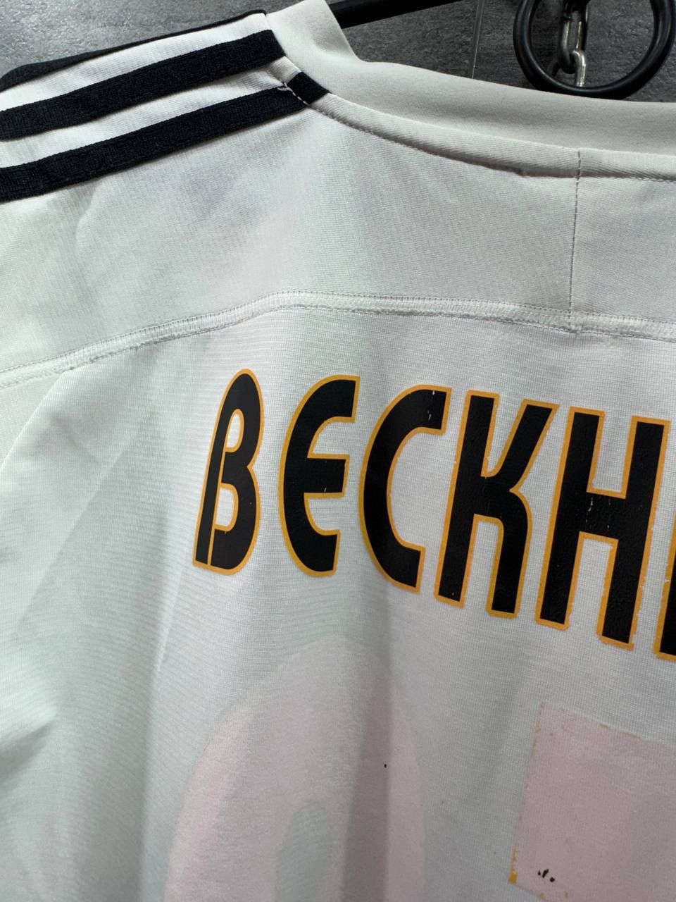 Vintage 2003-04 Adidas Real Madrid Home Shirt Soccer Jersey Beckham Size US M / EU 48-50 / 2 - 20 Thumbnail