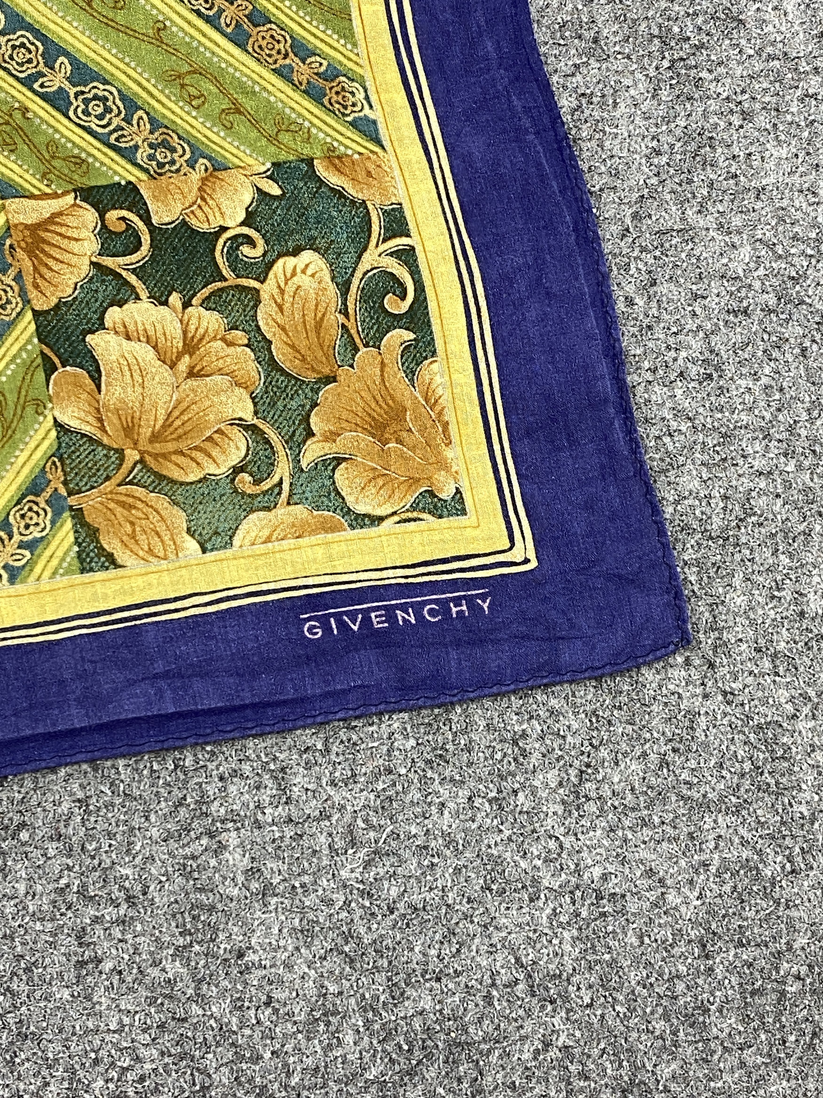 Givenchy Vintage Givenchy Handkerchief / Neckerchief HKC0983 Size ONE SIZE - 5 Thumbnail