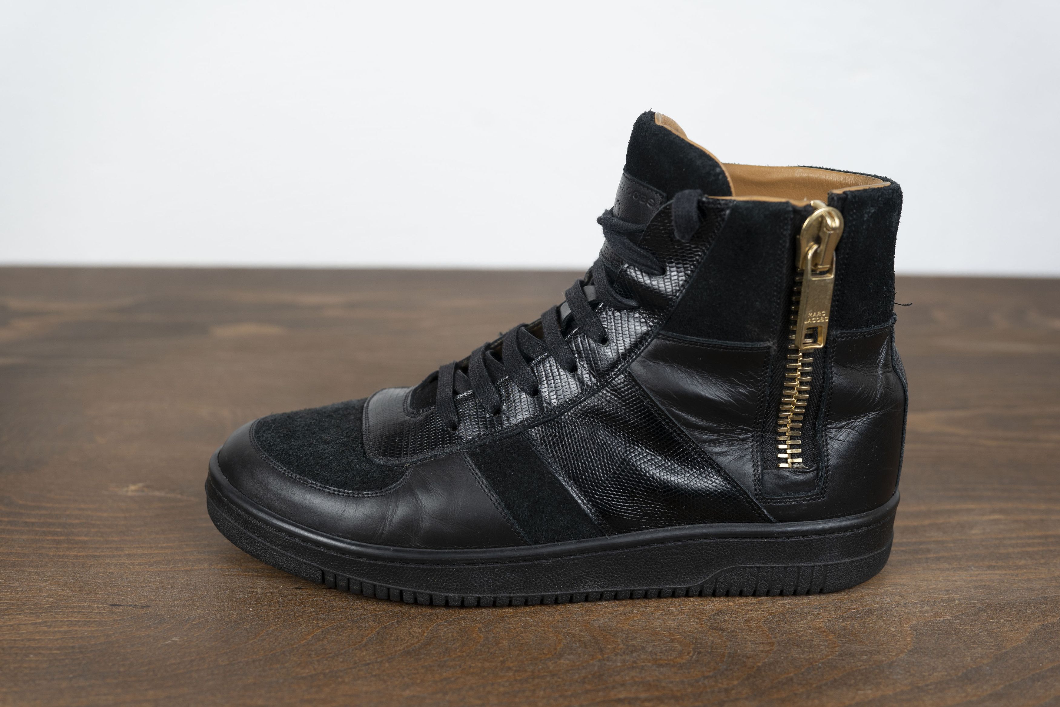 Marc Jacobs Marc Jacobs Black Leather Suede High-Top Sneakers Gold Zip Size US 9 / EU 42 - 3 Thumbnail