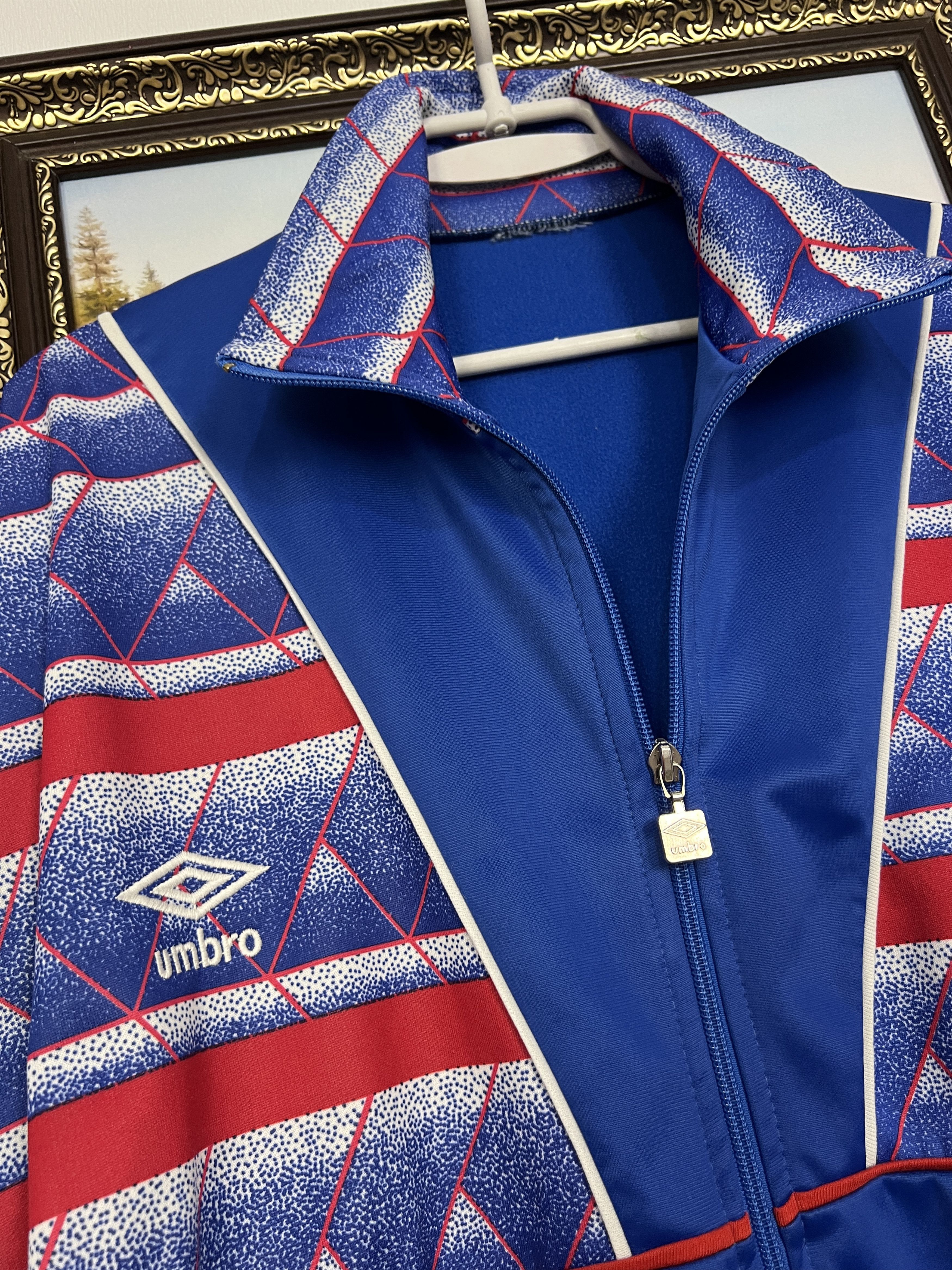 Umbro Vintage Glasgow Rangers Football Jacket Soccer Track Top Size US L / EU 52-54 / 3 - 4 Thumbnail
