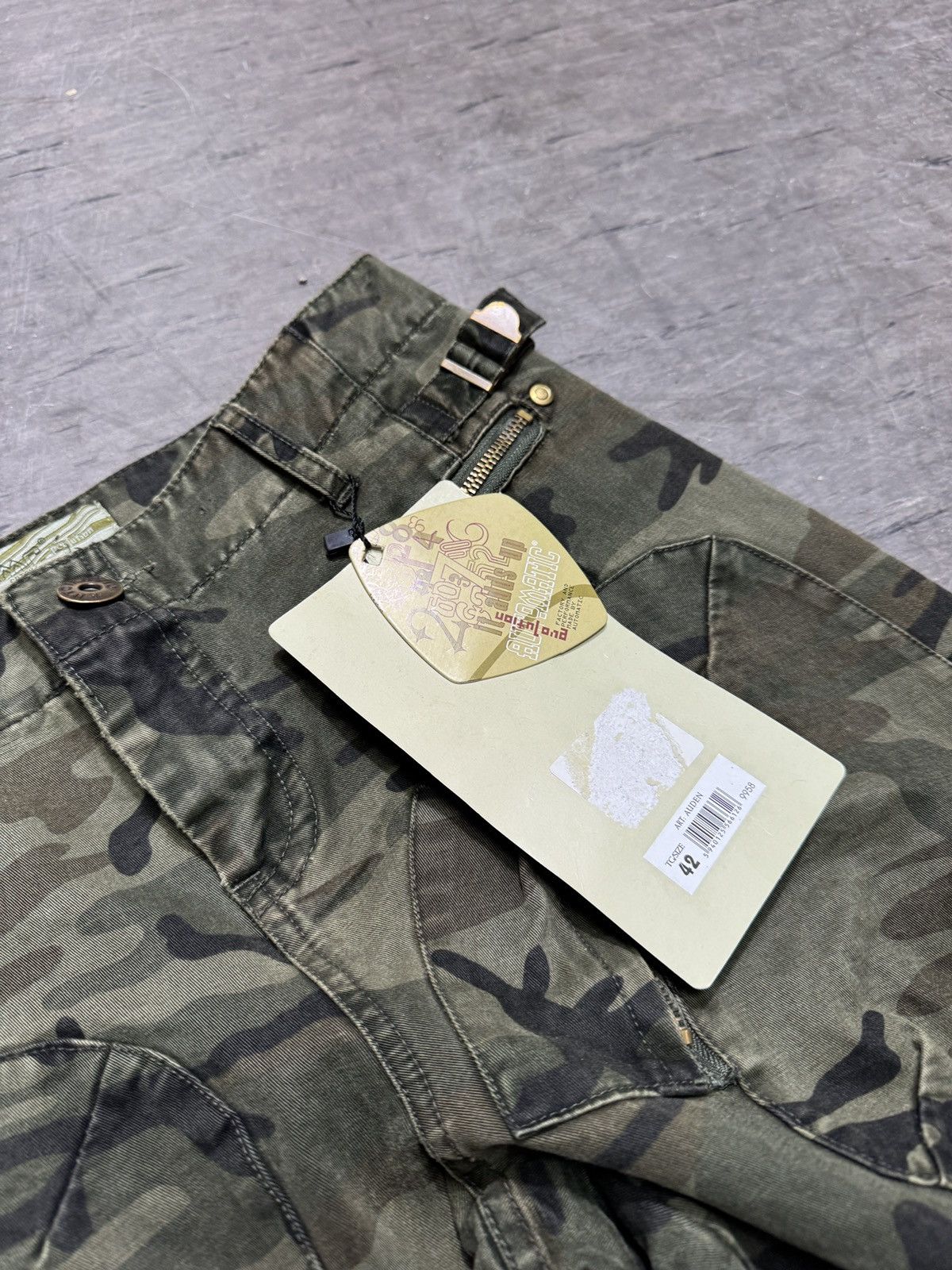 Hysteric Glamour ᶠᵃⁿᶜʸᵍᵘʸ BNWT Cargo Y2K Pants Bondage Vintage Baggy Size US 30 / EU 46 - 8 Thumbnail