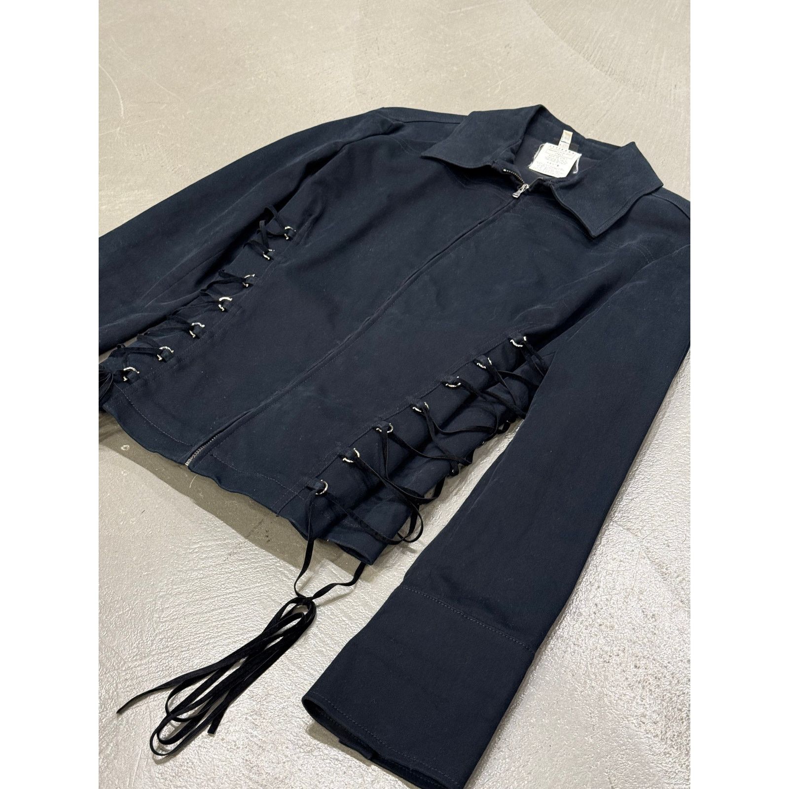 Gianfranco Ferre 2000s Gianfranco Ferre bondage laced-up jacket Size US M / EU 48-50 / 2 - 5 Thumbnail
