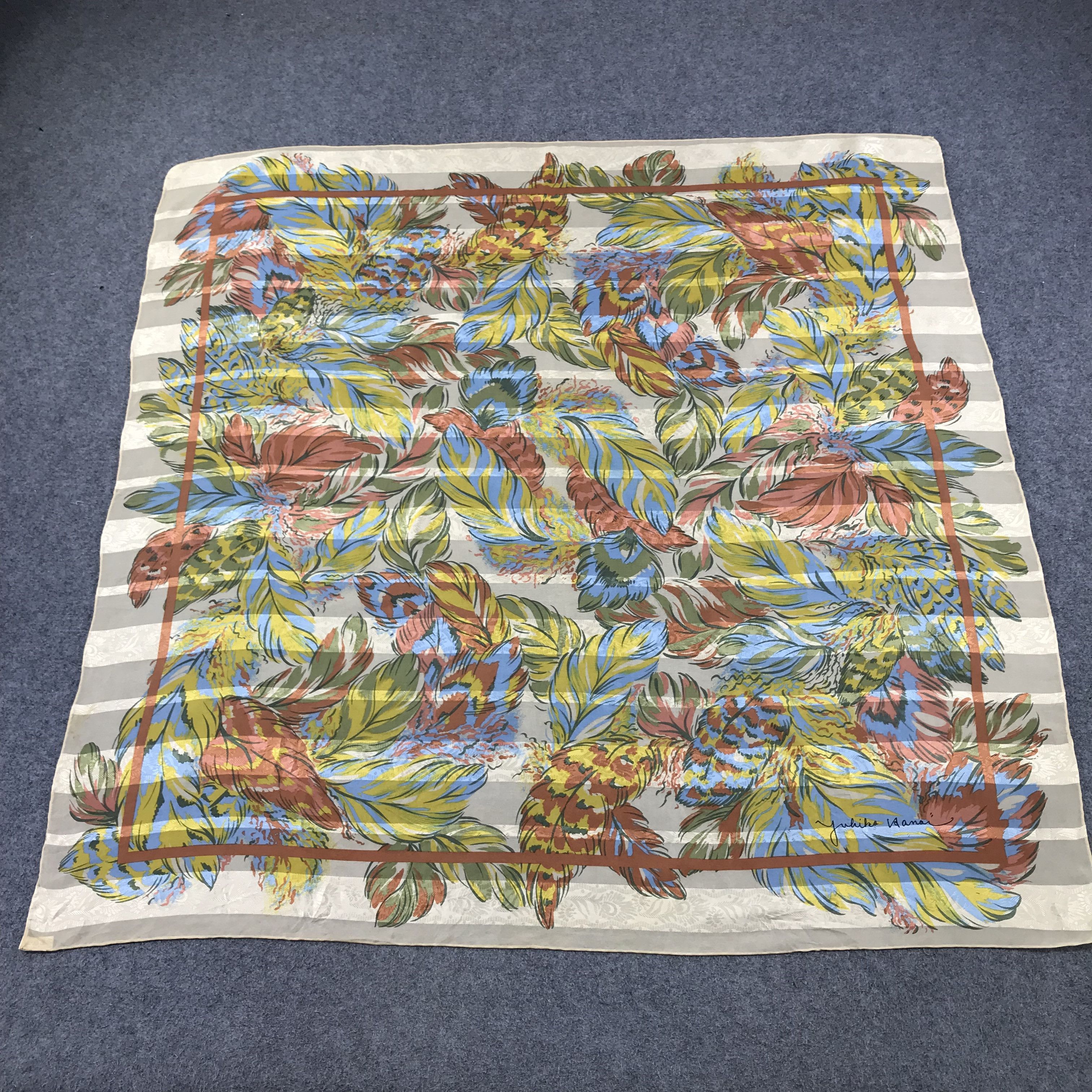 Japanese Brand Yukiko Hanai Silk Scarf M162 Size ONE SIZE - 2 Thumbnail