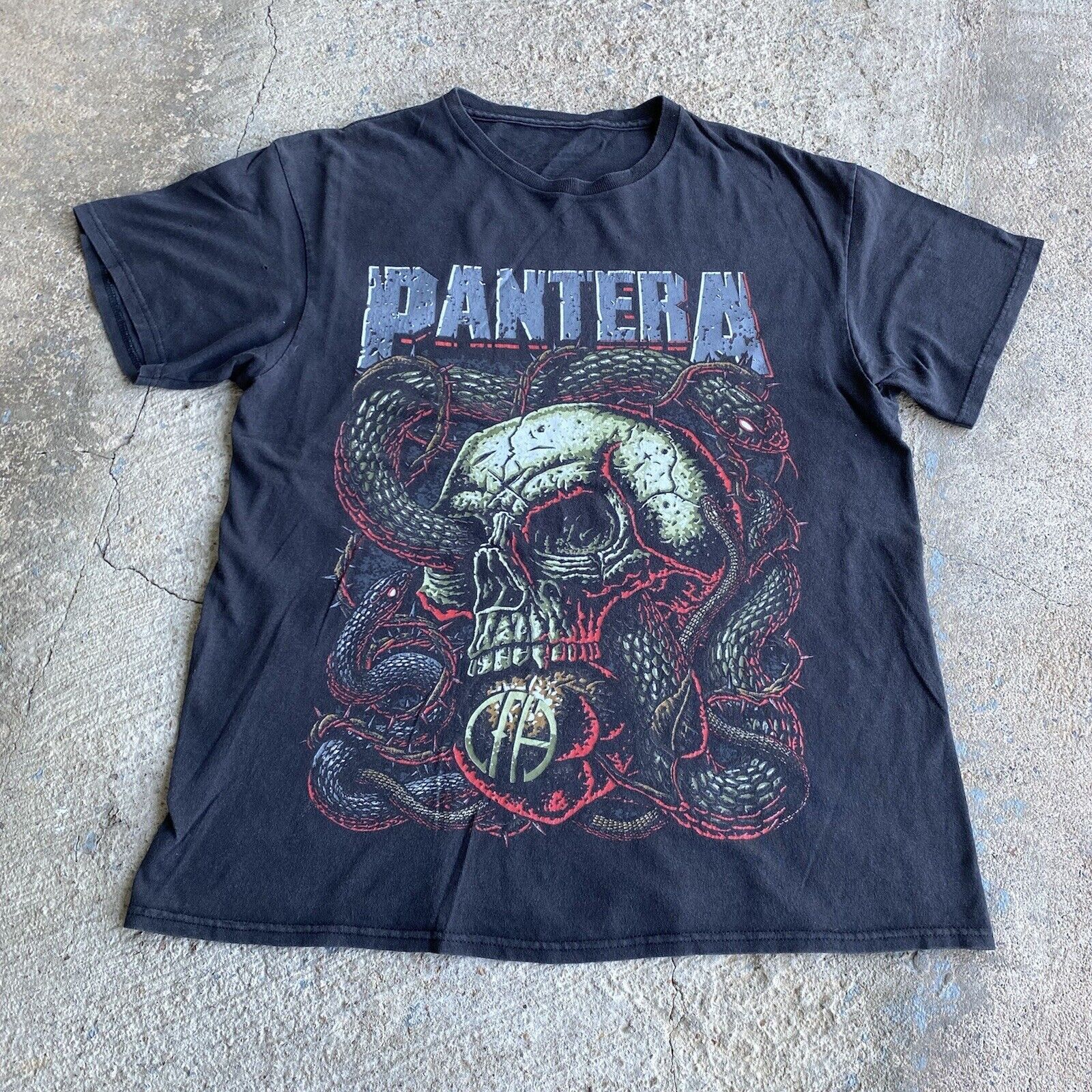 Band Tees Pantera Bravado Skull Snake Band Tee Metal T Shirt Medium Size US M / EU 48-50 / 2 - 2 Thumbnail