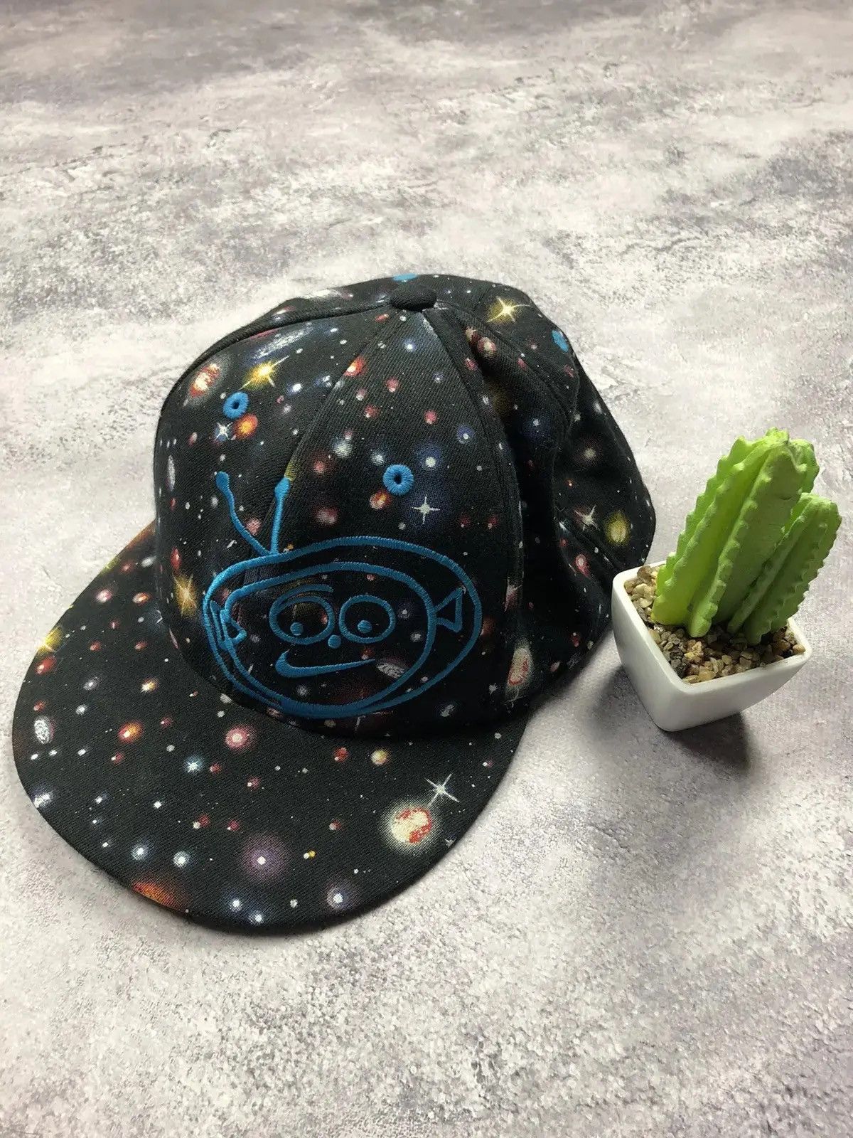 Nike NIKE 6.0 Hype Multicolor Big Logo Streetwear Hype Y2k CapHat Size ONE SIZE - 1 Thumbnail