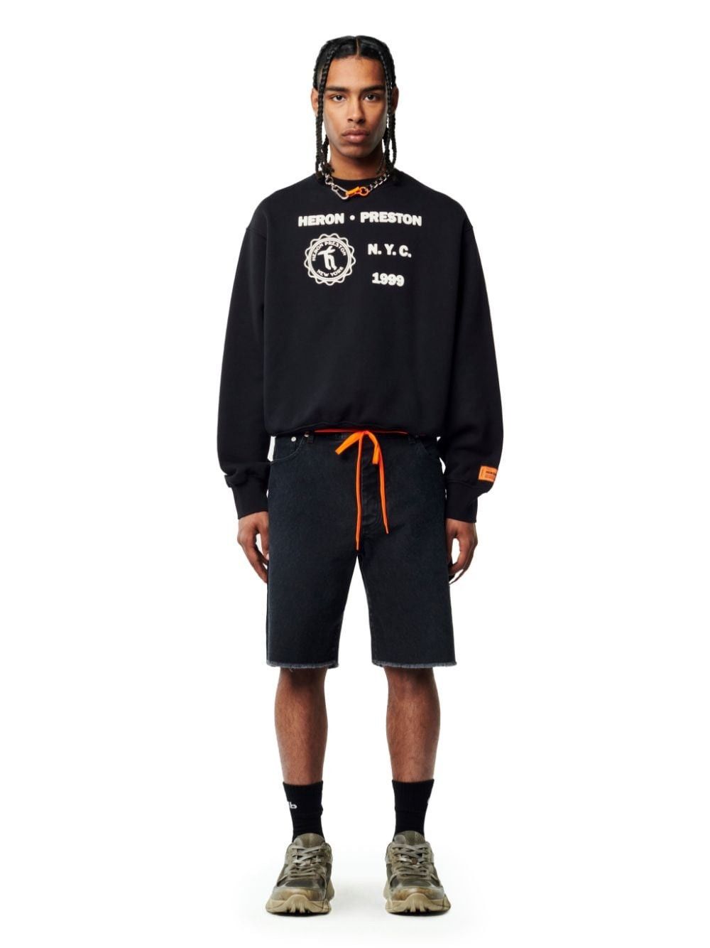 Heron Preston o1w1db10824 Medieval Heron Crew Sweatshirt in Black Size US L / EU 52-54 / 3 - 2 Thumbnail