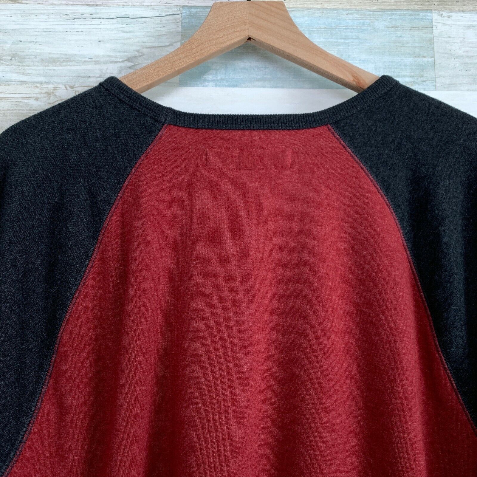 Levi's Levis Logo Crew Raglan Sweatshirt Red Gray Standard Fit XL Size US XL / EU 56 / 4 - 5 Thumbnail