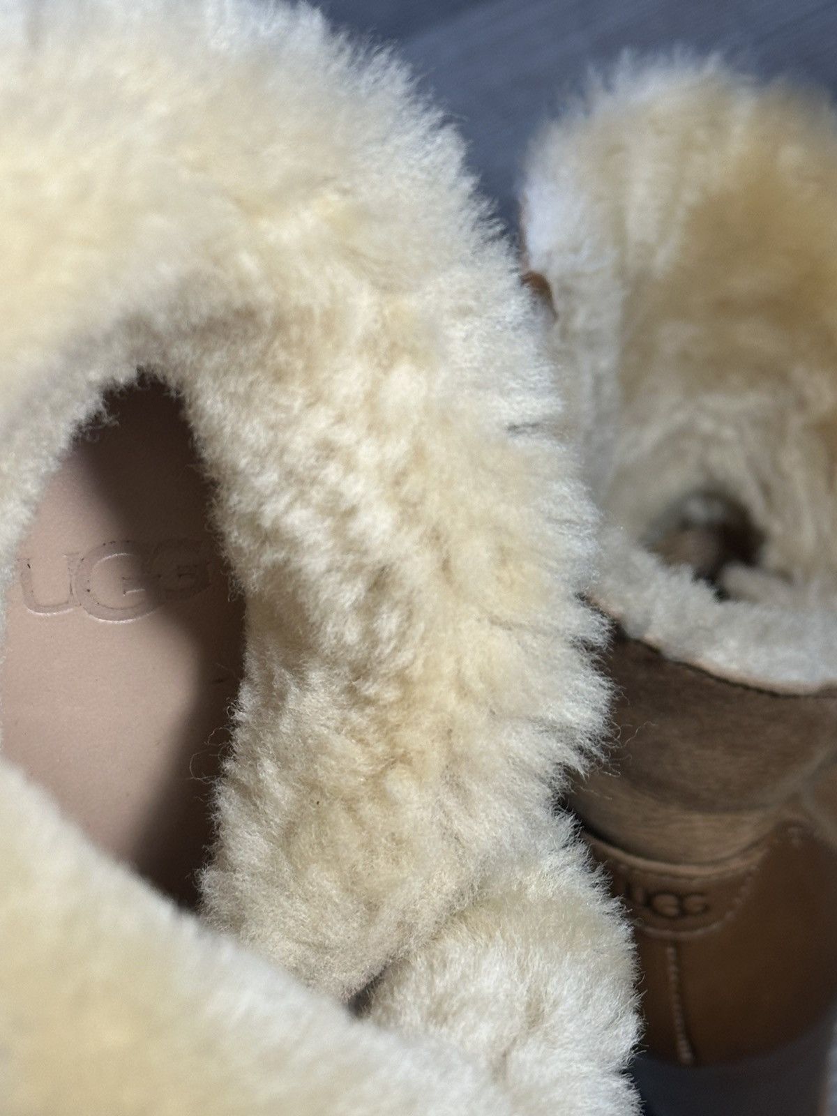 Ugg UGG Classic Mondri Cuff Wedge Boots Size US 6.5 / IT 36.5 - 10 Thumbnail