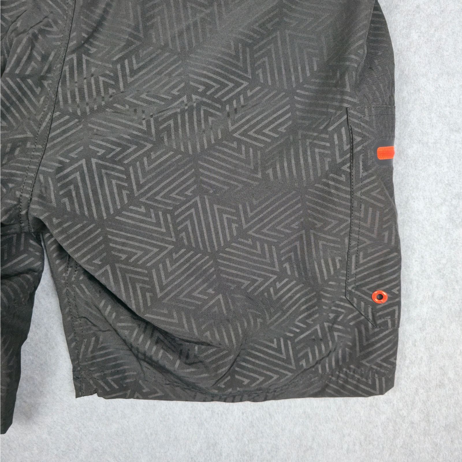 ZeroXposur NWT ZeroXposur Mens Large UV Black Lined Swim Trunks Size US 37 - 9 Thumbnail