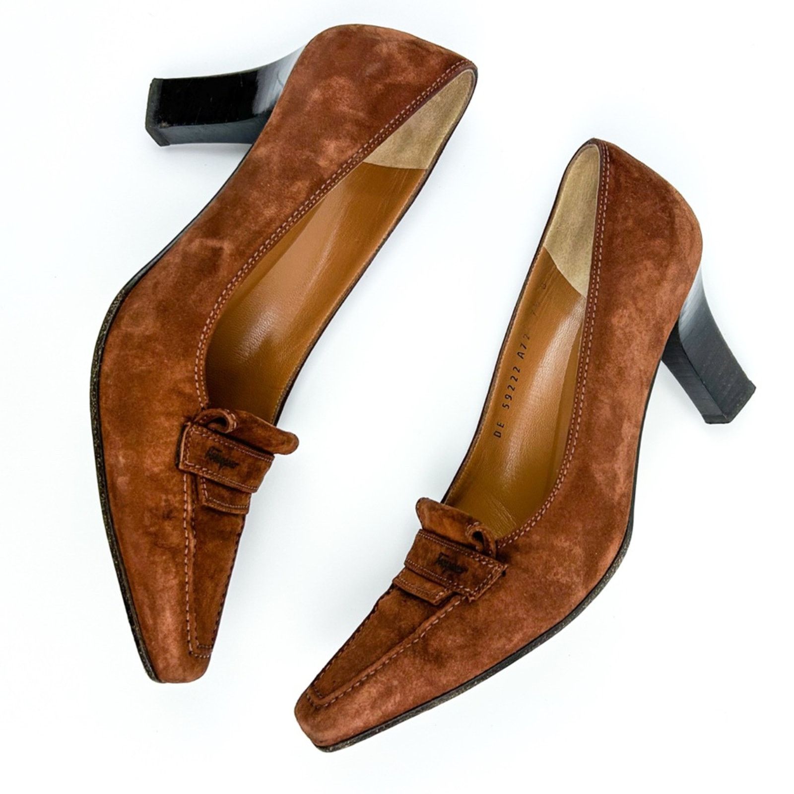 Salvatore Ferragamo Salvatore Ferragamo Vintage Suede Cognac Calf Pump Size 7.5 Size US 7.5 / IT 37.5 - 12 Thumbnail