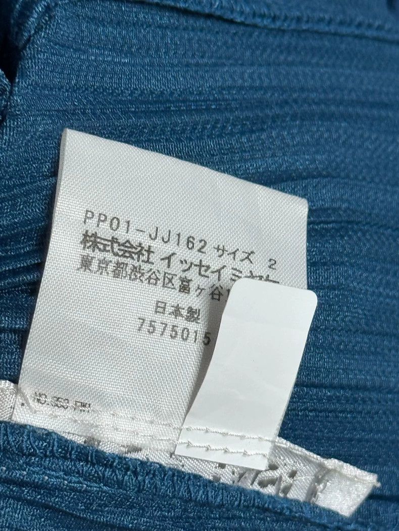 Issey Miyake Issey Miyake size:3 Blue pleated cardigan Size S / US 4 / IT 40 - 4 Thumbnail