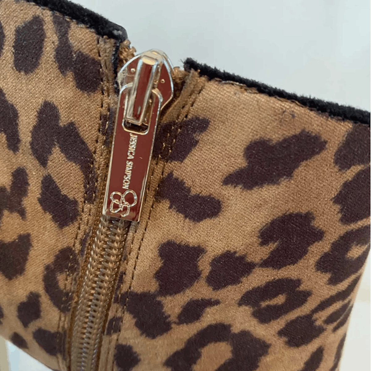 Jessica Simpson Jessica Simpson Faux Suede Leopard Ankle Booties Size 7.5 Size US 7.5 / IT 37.5 - 5 Thumbnail