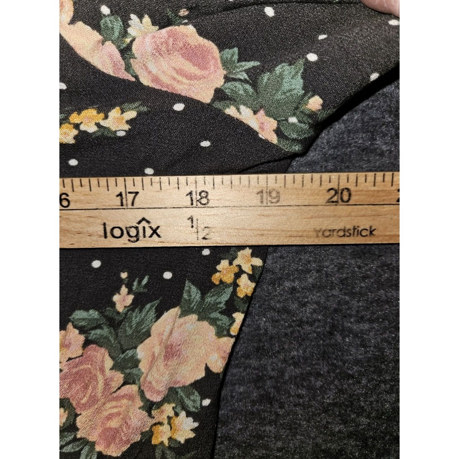 American Eagle Outfitters VINTAGE American Eagle Outfitters Shirt Dress Women L Black Floral Collared Button Puff Sleeve Knee Length Children? Size L / US 10 / IT 46 - 3 Thumbnail