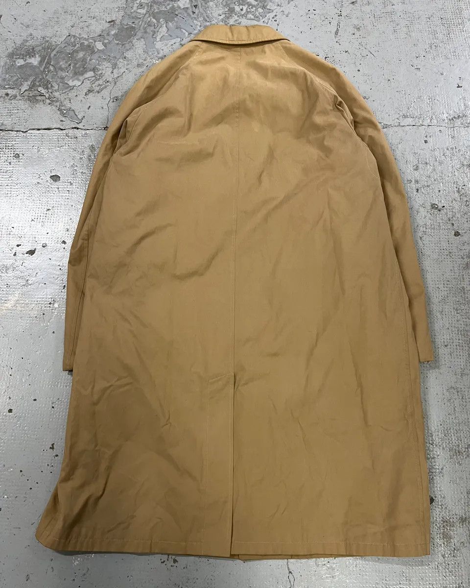Armani 1990s Armani Collezioni Beige Trench Gabardine Coat Size US L / EU 52-54 / 3 - 7 Thumbnail