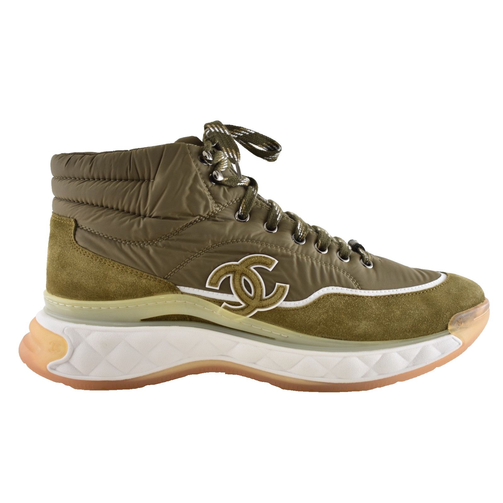 Chanel Chanel 19B Green Quilted Platform CC Logo High Top Trainer Size US 11 / EU 44 - 1 Thumbnail