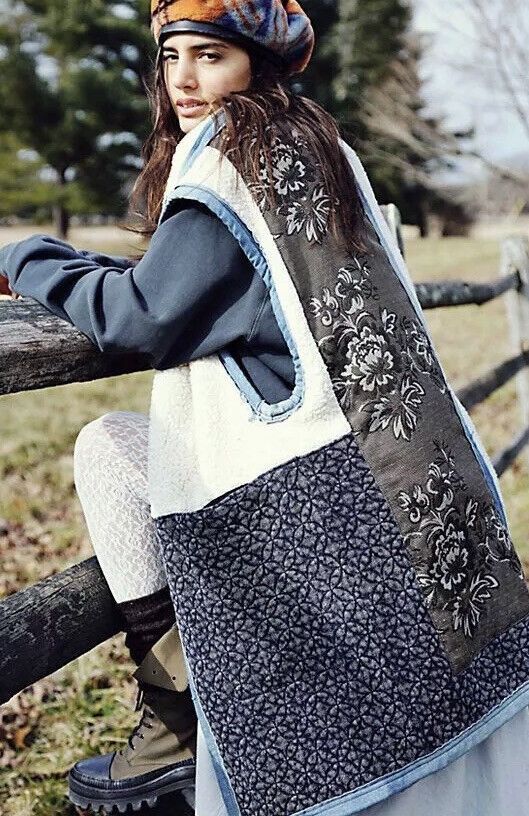 Designer × Free People Rare Luxury Free People Ramble On Oversize Vest Patchwork Size XS / US 0-2 / IT 36-38 - 1 Thumbnail