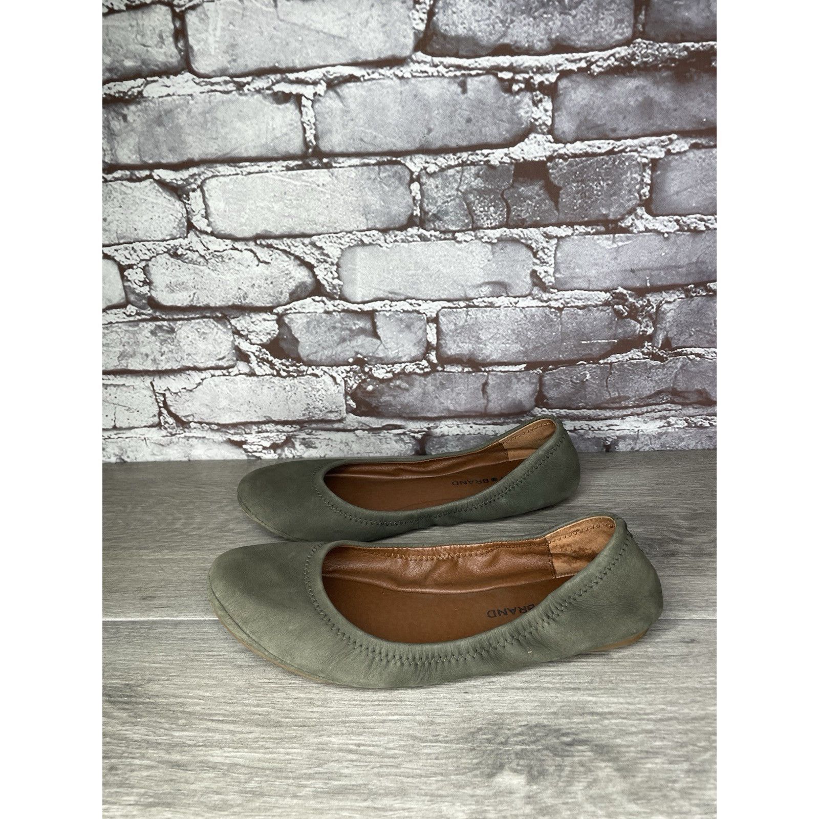 Lucky Brand Lucky Brand Olive Green Suede Erin Round Toe Ballet Flats Wo Size US 8.5 / IT 38.5 - 18 Thumbnail