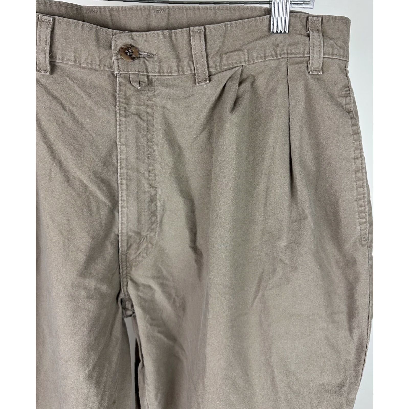 Levi's Vintage 90s LEVIS Khaki Pants 35x32 ACTUAL Relaxed Fit Double Pleat Chinos Army Size US 35 - 3 Thumbnail