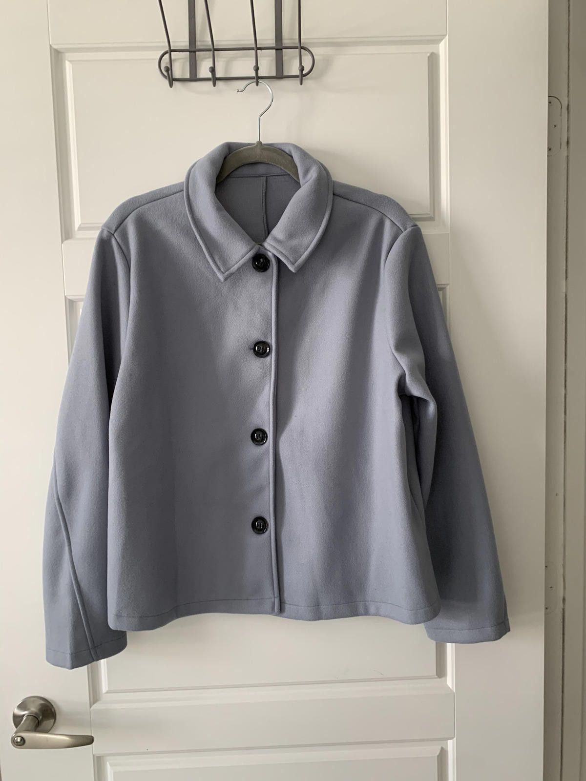 Shein Jacket with Black Buttons Size XL / US 12-14 / IT 48-50 - 1 Thumbnail
