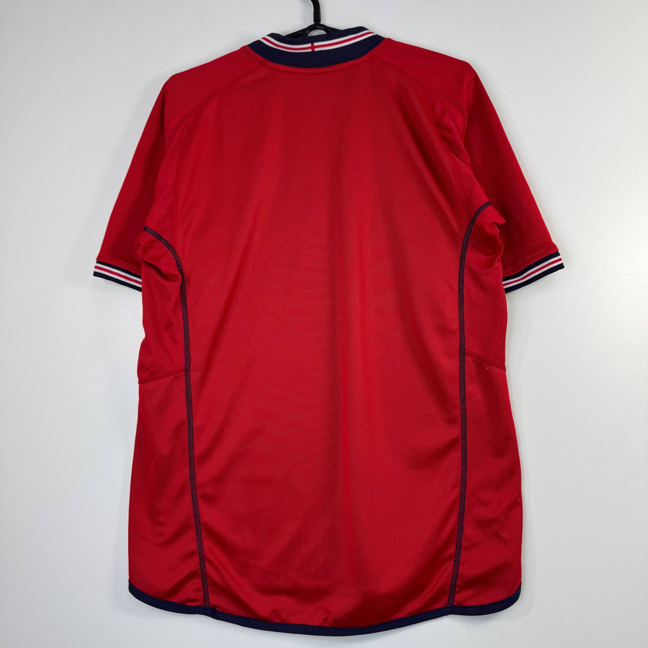 Umbro Umbro England Reversible Jersey Red Navy 2000s Mens Size S Size US S / EU 44-46 / 1 - 11 Thumbnail