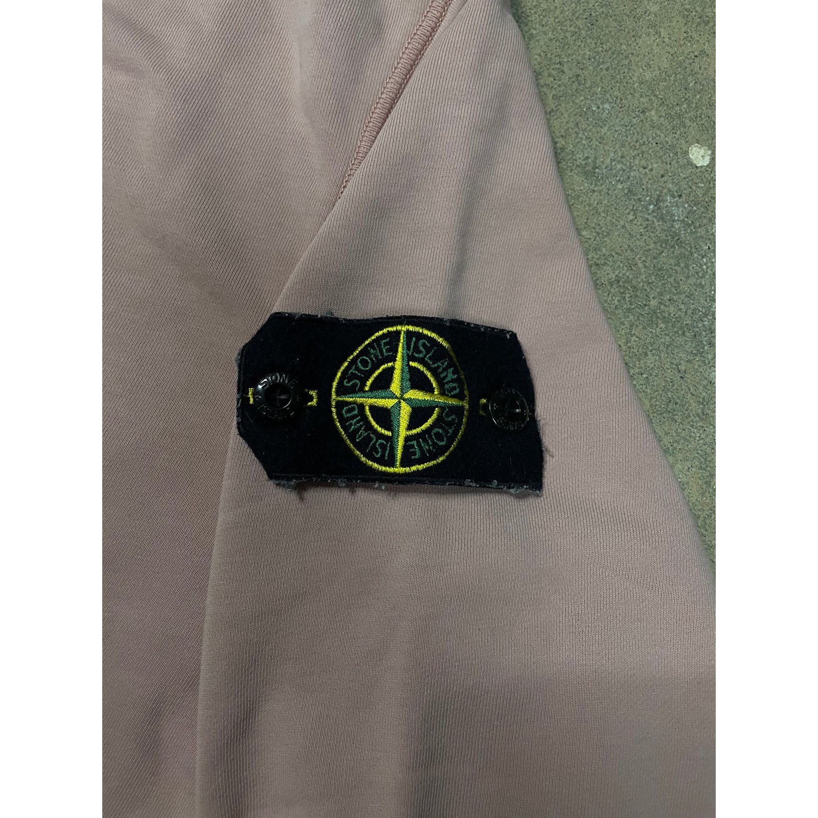 Stone Island Stone Island Crewneck Peach Used Medium Size US M / EU 48-50 / 2 - 4 Thumbnail