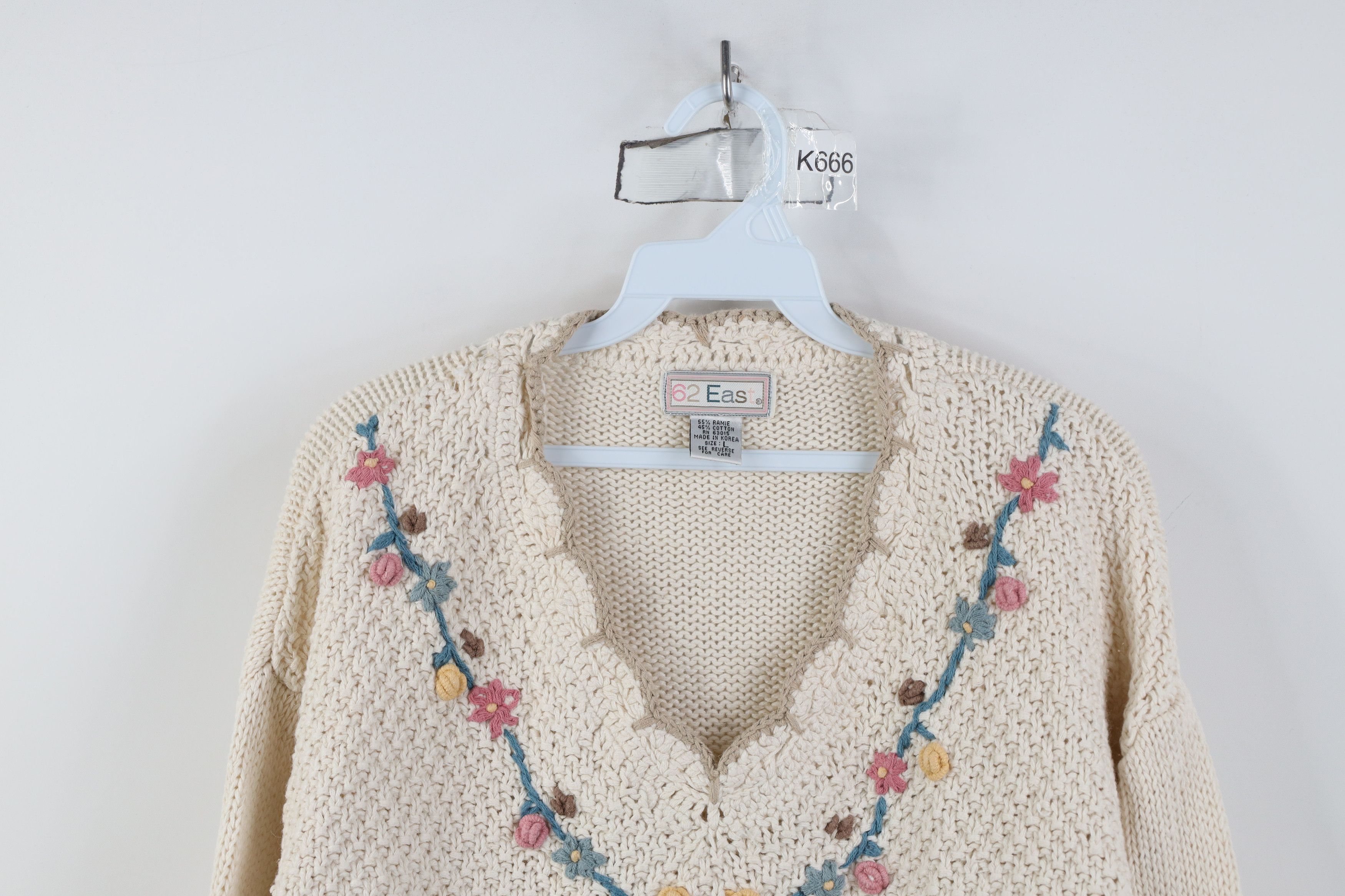 Vintage Vintage 90s Country Primitive Flower Knit Sweater Cream Size L / US 10 / IT 46 - 2 Thumbnail