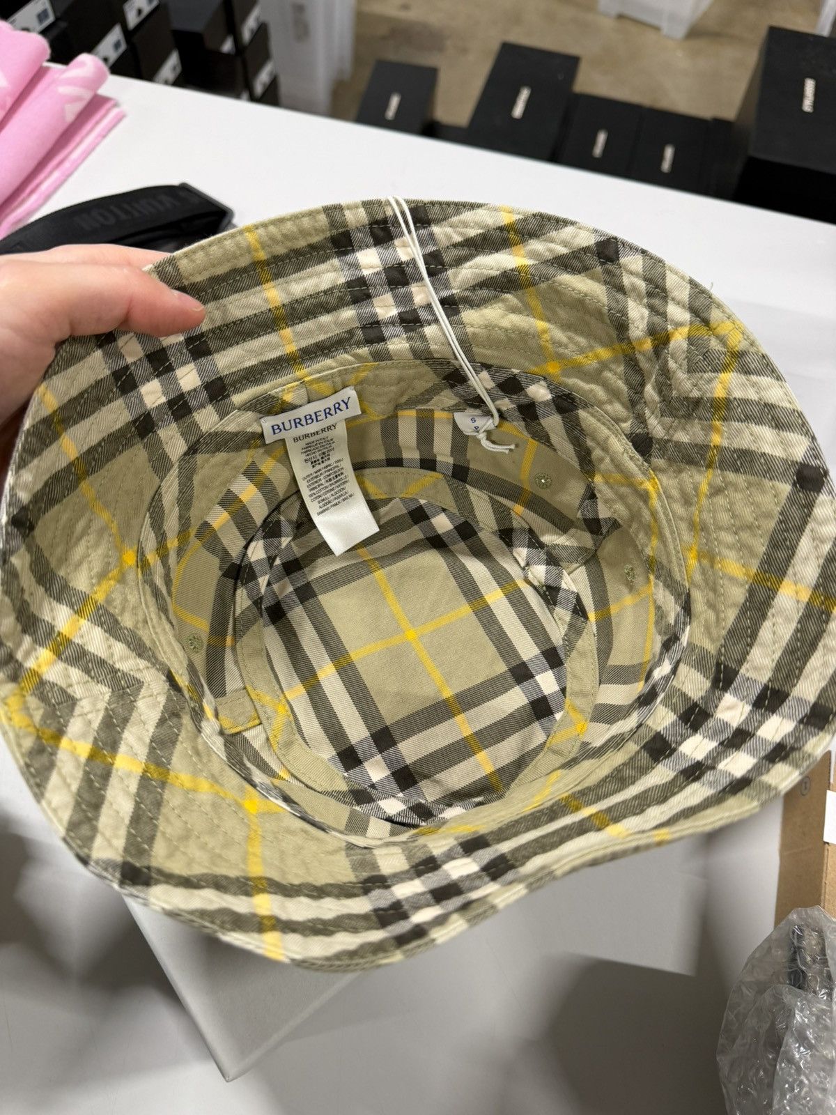 Burberry Burberry Classic Check Bucket Hat 600$ Size ONE SIZE - 4 Thumbnail