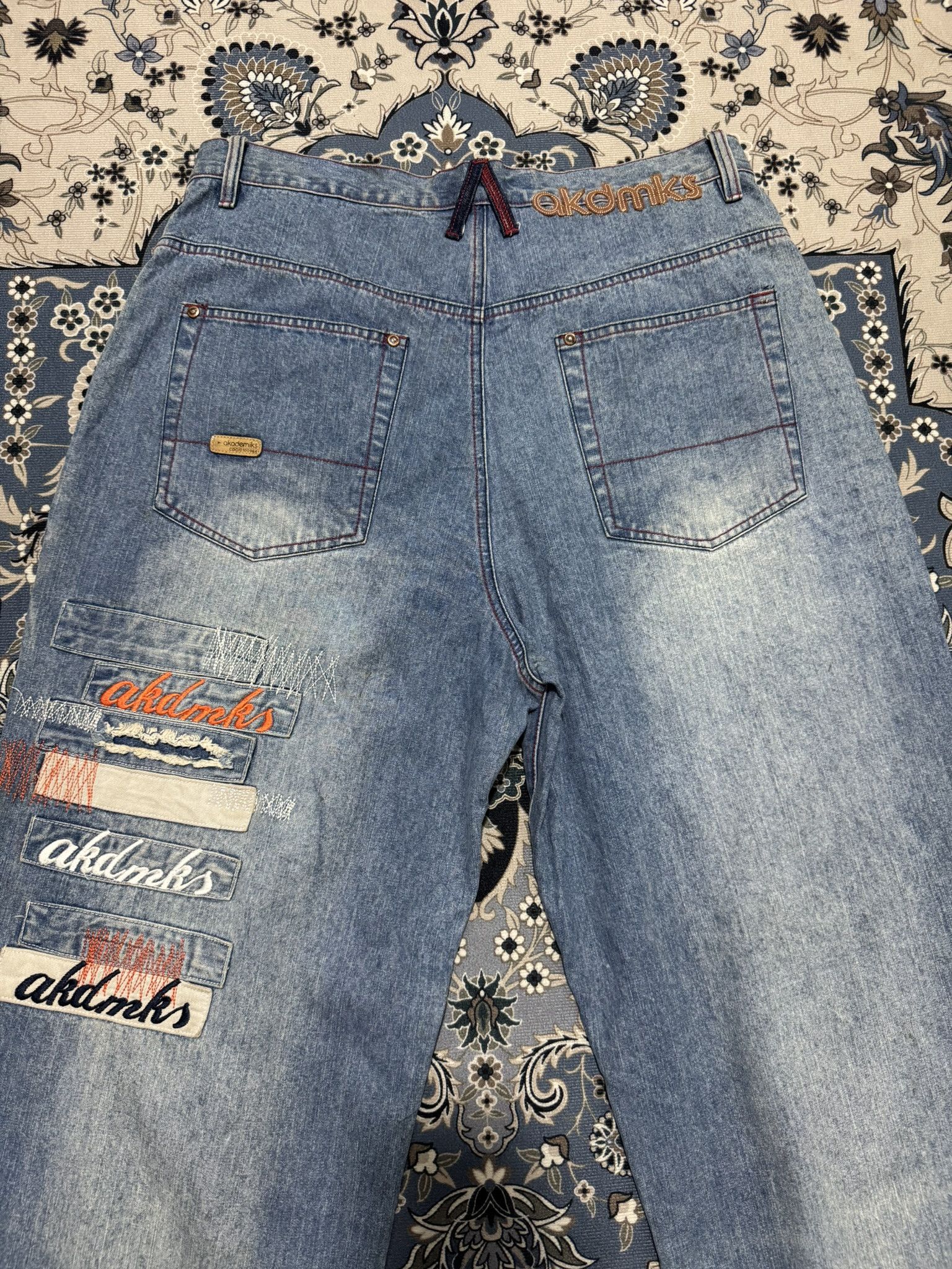 Akademiks × Menace Vintage Akademiks Patchwork Distressed Denim Baggy Loose Fit Size US 36 / EU 52 - 7 Thumbnail