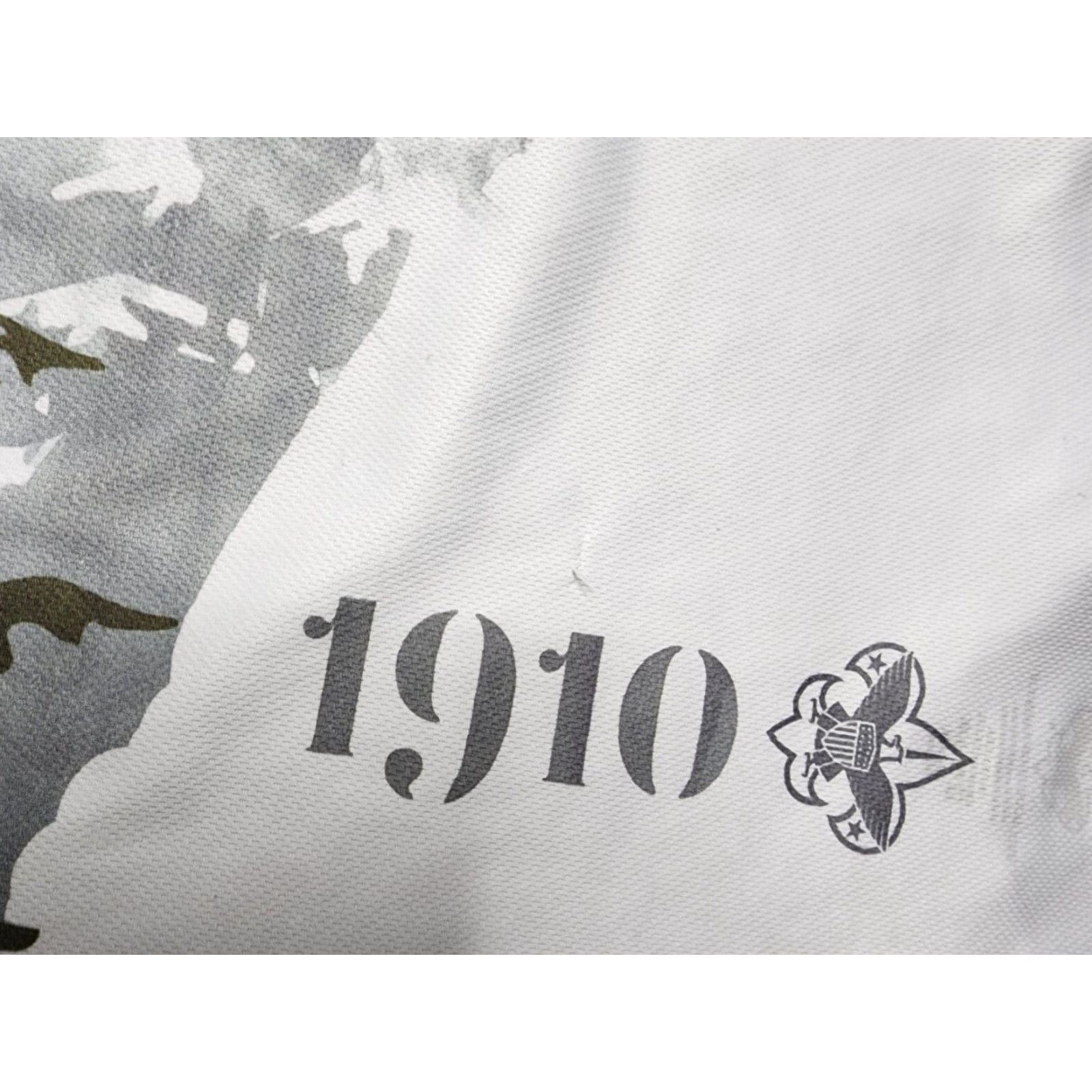 Vintage VINTAGE Boy Scouts of America T Shirt Mens M All Over Print AOP Mountains Distressed White Shirt Boys Scouts of America Mens M White T-Shirt Size US M / EU 48-50 / 2 - 5 Thumbnail