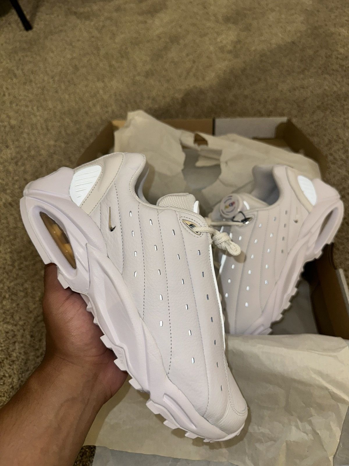 NOCTA Drake x Nike WHITE “Nocta Hot Step” (BRAND NEW) Size US 9 / EU 42 - 2 Thumbnail