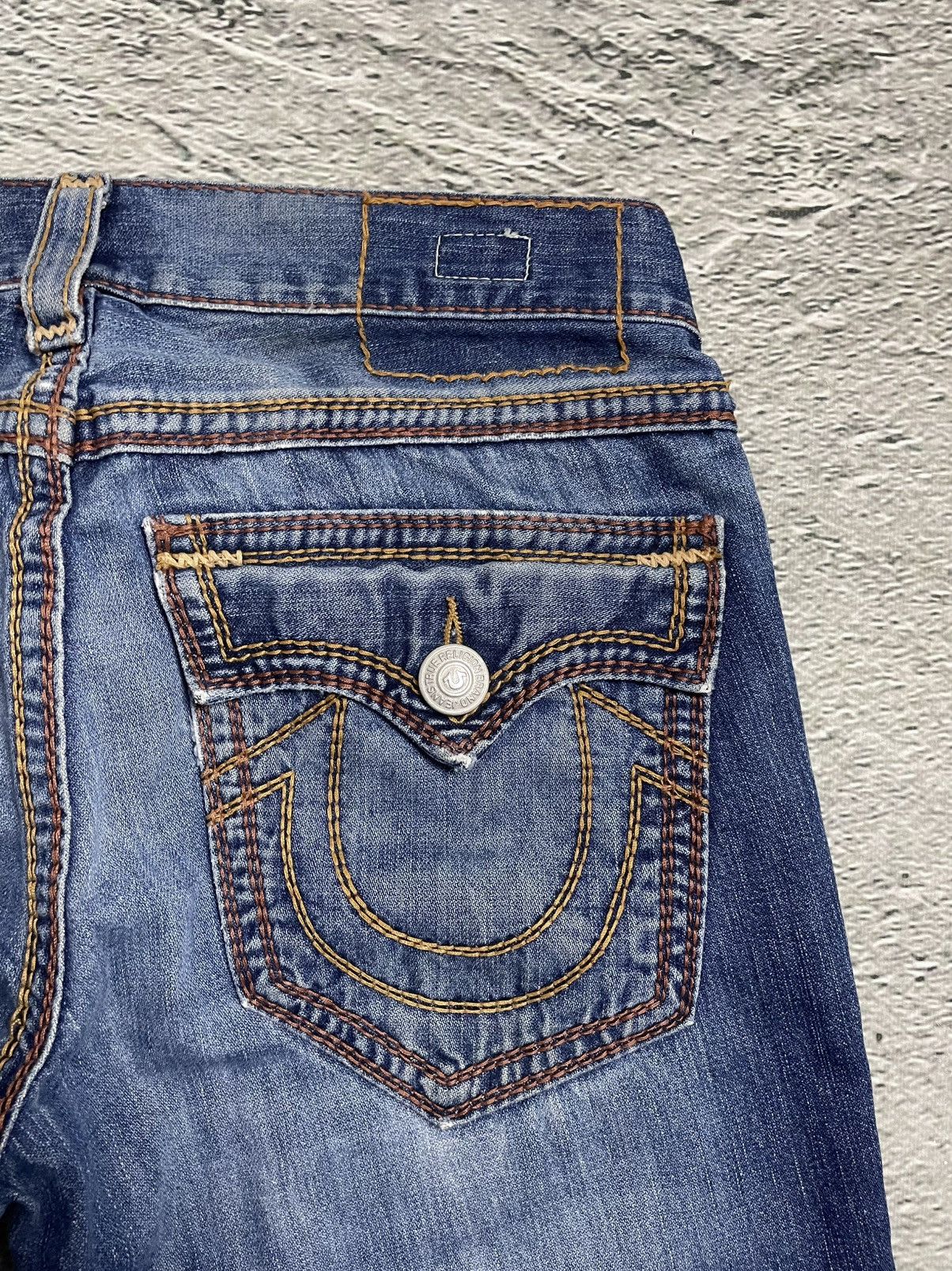 True Religion True Religion vintage blue jeans brown stitching Ricky QT Size US 31 - 3 Thumbnail