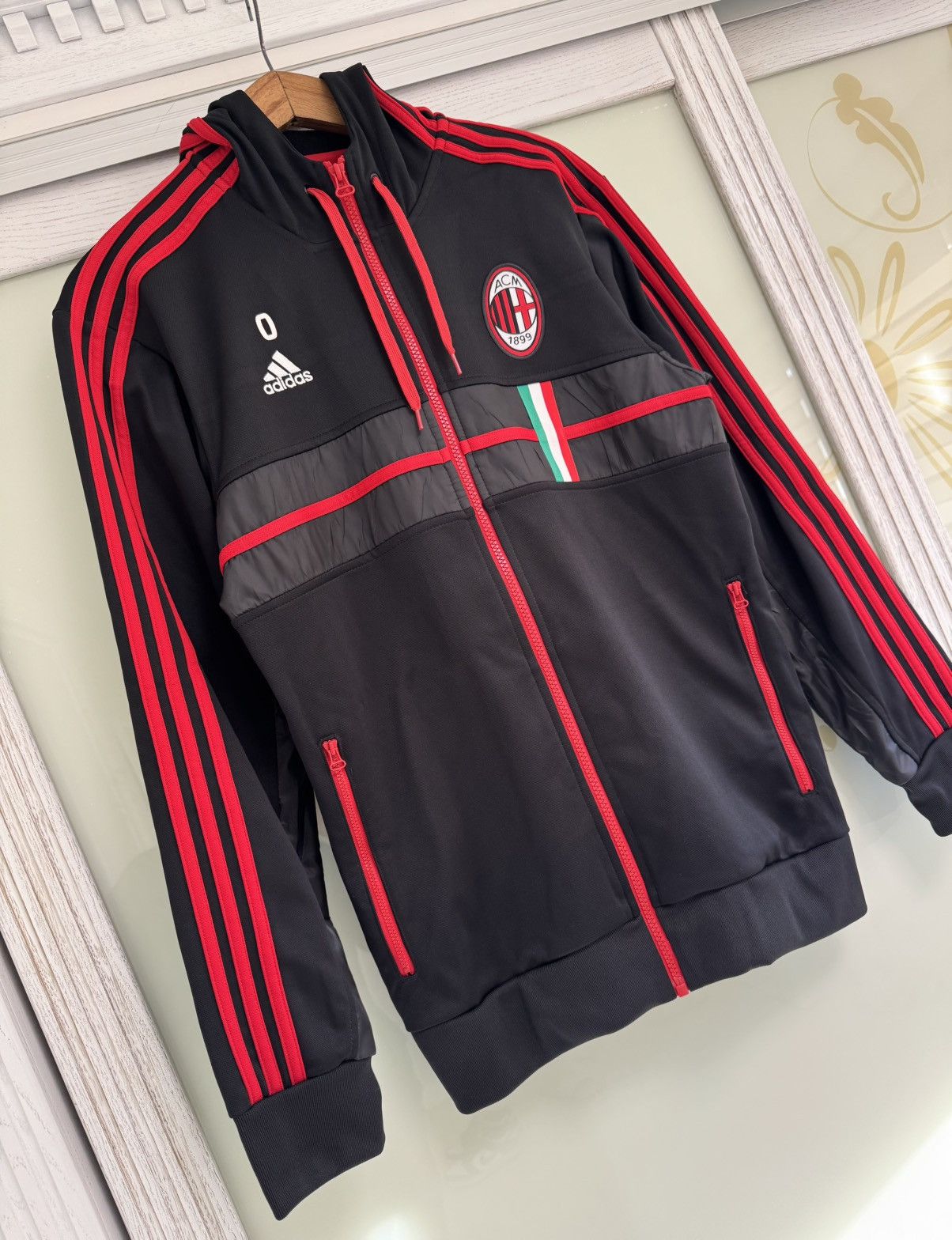 Adidas Milan 2012-2013 Soccer Track Jacket Football Jersey Shirt Size US M / EU 48-50 / 2 - 4 Thumbnail