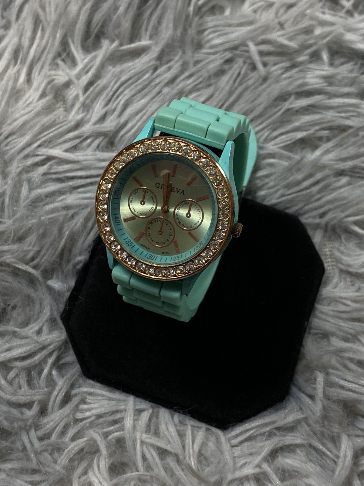 Other Mint Green Crystal Bezel Watch - Japanese Brand Size ONE SIZE - 1 Thumbnail