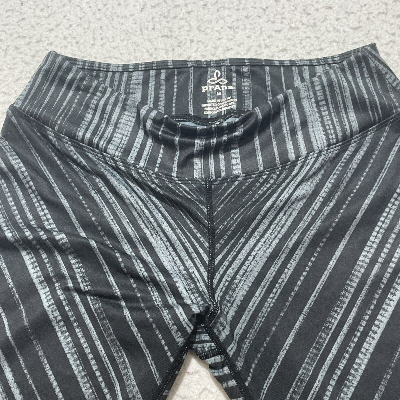 Prana PrAna Roxanne Capri Leggings Striped Athletic Pants Stretch Size 32" / US 10 / IT 46 - 4 Thumbnail