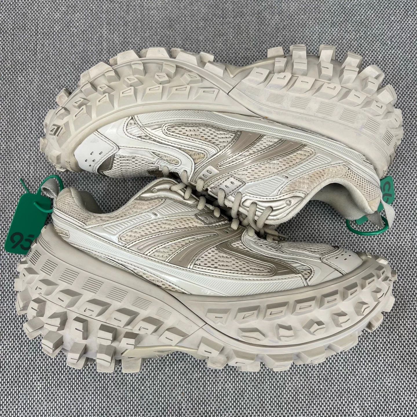 Balenciaga Balenciaga Track 41 Light Brown Worn Size US 8 / EU 41 - 3 Thumbnail