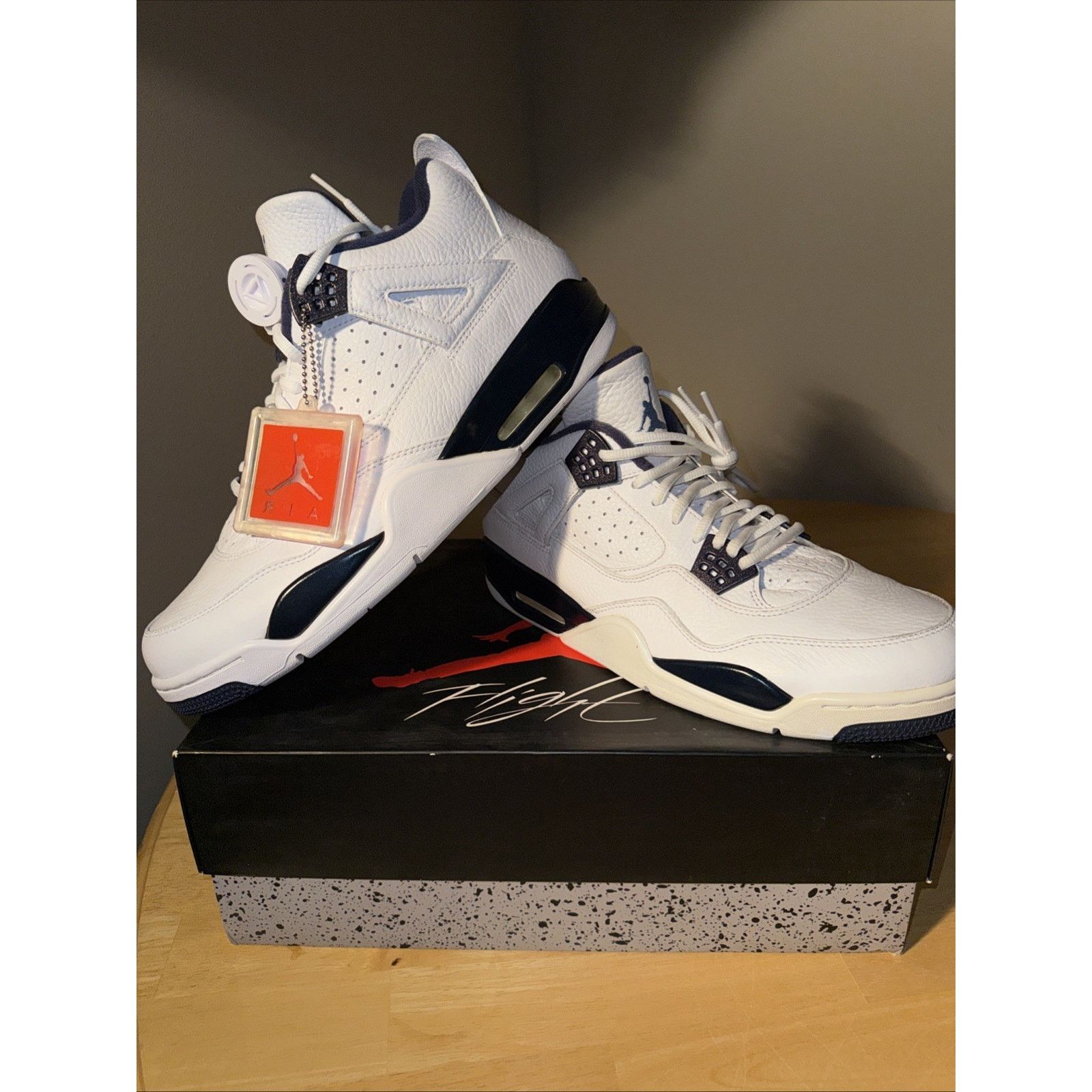 Nike Size 13 - Air Jordan 4 Retro LS Columbia 🔥🔥🔥🔥🔥🔥🔥🔥 Size US 13 / EU 46 - 8 Thumbnail