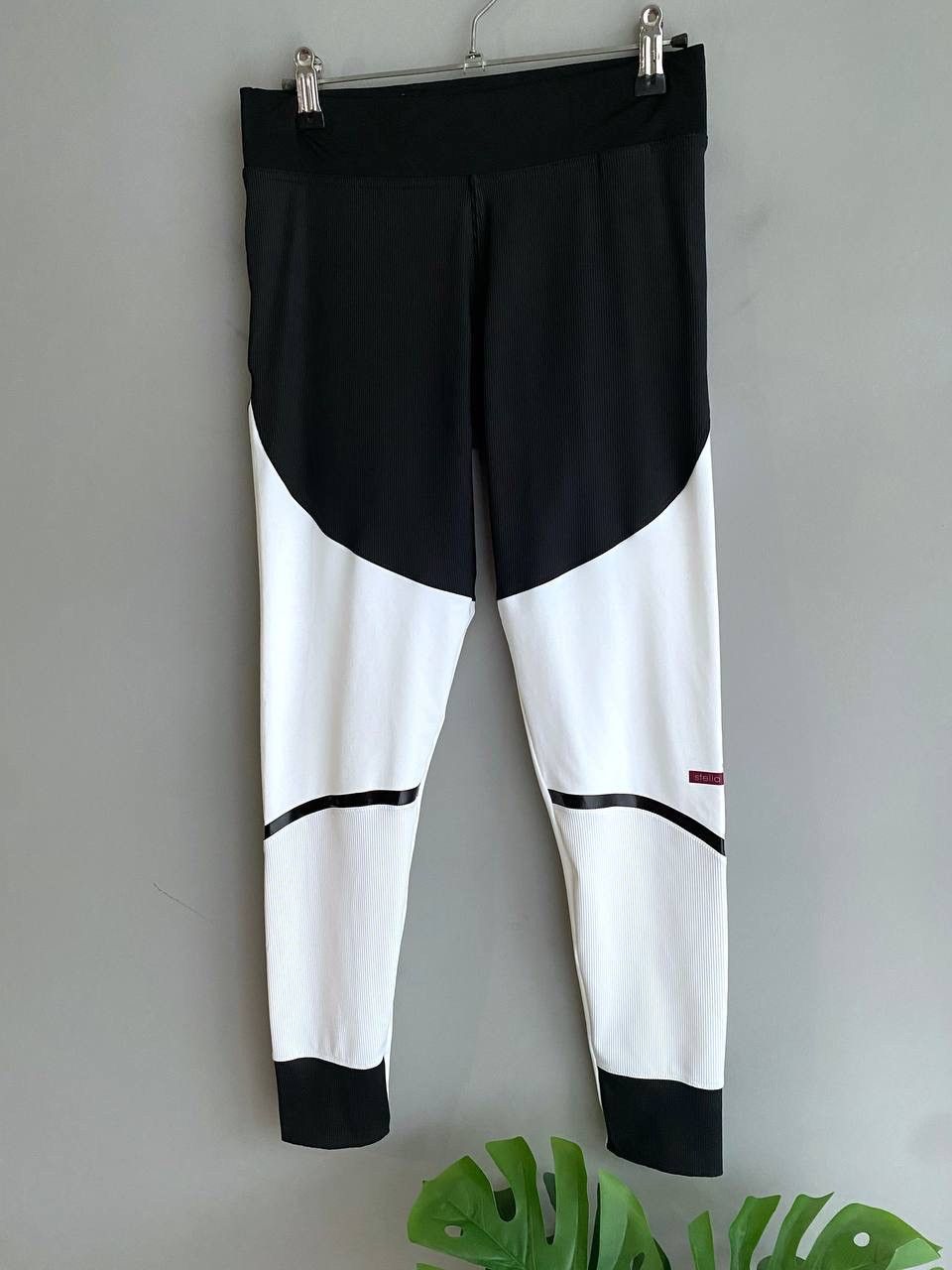 Adidas × Stella McCartney Adidas by Stella McCartney Gym Training Stretchy Leggings, S Size 30" / US 8 / IT 44 - 3 Thumbnail